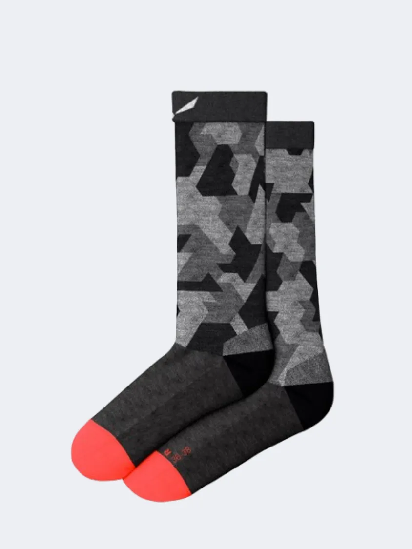 New Arrivals For 75%OFF 2024-2025 Popular Salewa Pedroc Camo Women Hiking Sock Blackout/Coral ,Best Design on sale, 74% discount and top quality for you.