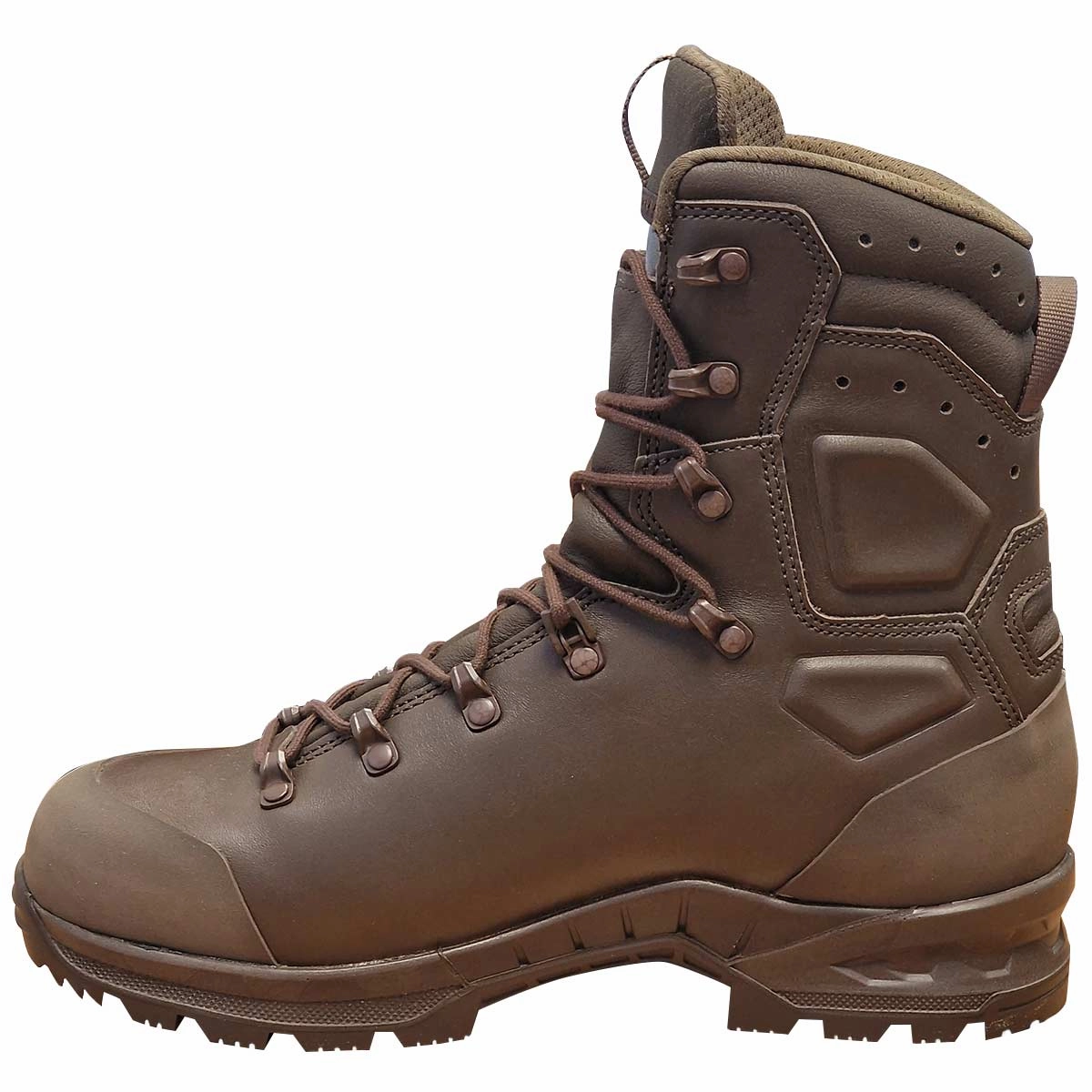 Shop the biggest selection of Lowa Combat Boots MK2 GTX Brown , get latests style and free shipping worldwide.