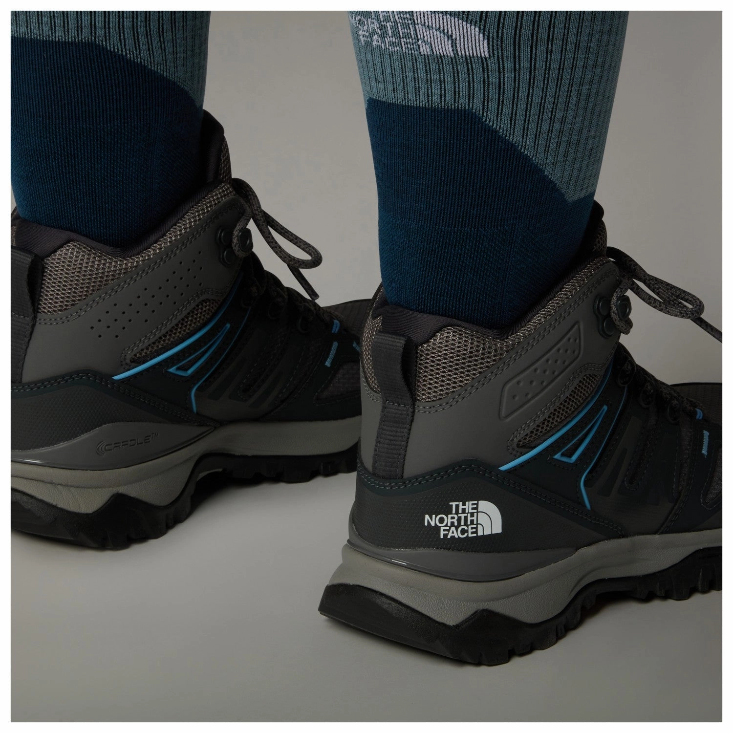 Find 2025 new collection of THE NORTH FACE Women's Hedgehog Gore-tex? Mid Boot on sale, new style designer Items are all our online store.