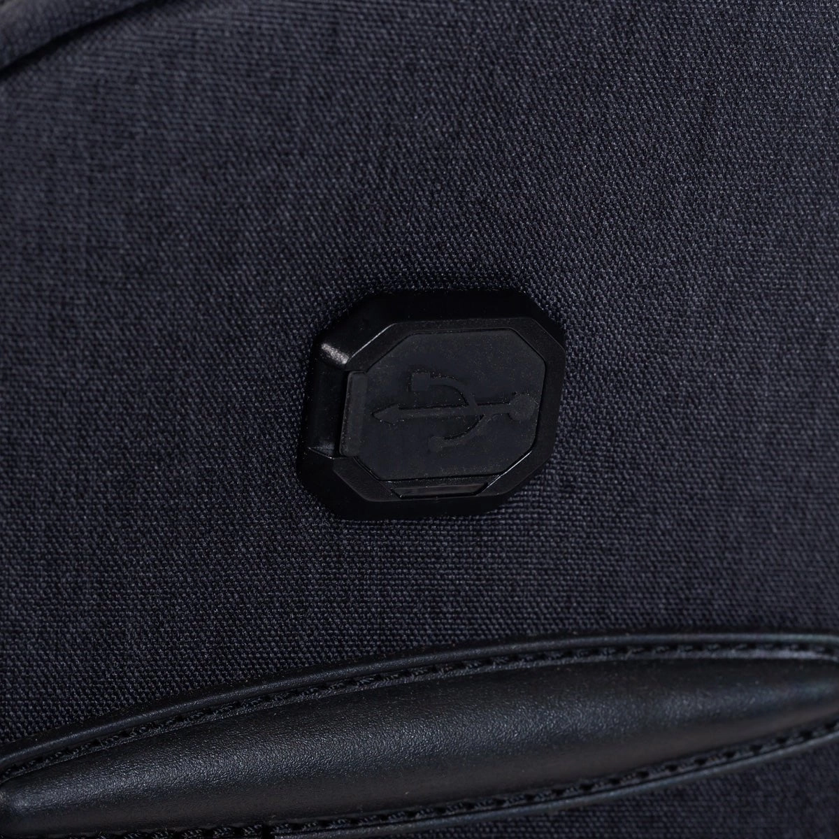 Air Canada Indigo Lite Carry-On Spinner Luggage