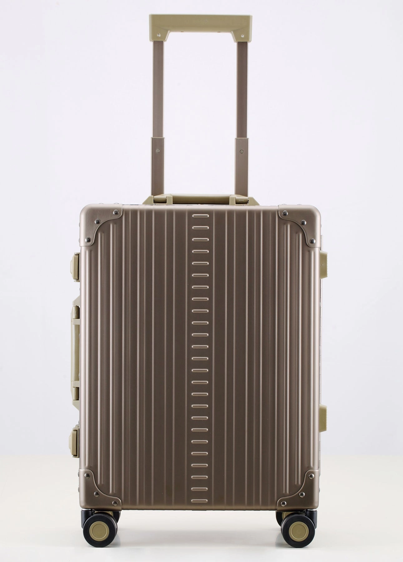 Aleon Aircraft Grade Aluminum 21 International Carry-On Luggage