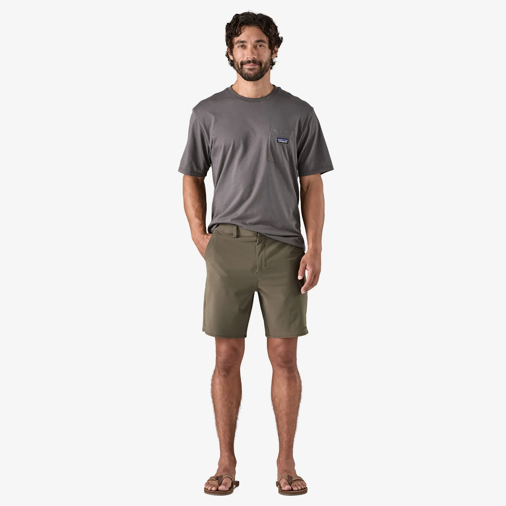 Welcome to choose our Men's Hydropeak Hybrid Walk Shorts - 18" at discount price, fast delivery for you.