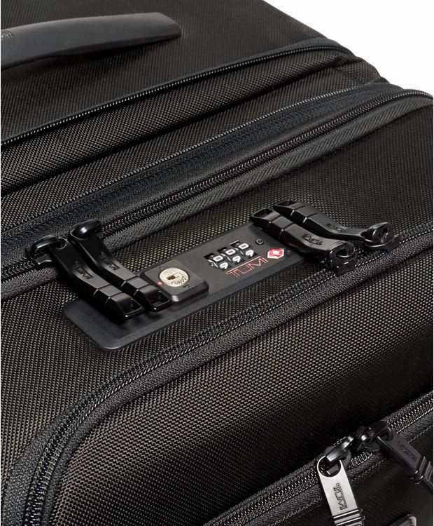 Alpha 3 Tall 4 Wheeled Duffel Packing Case 34"