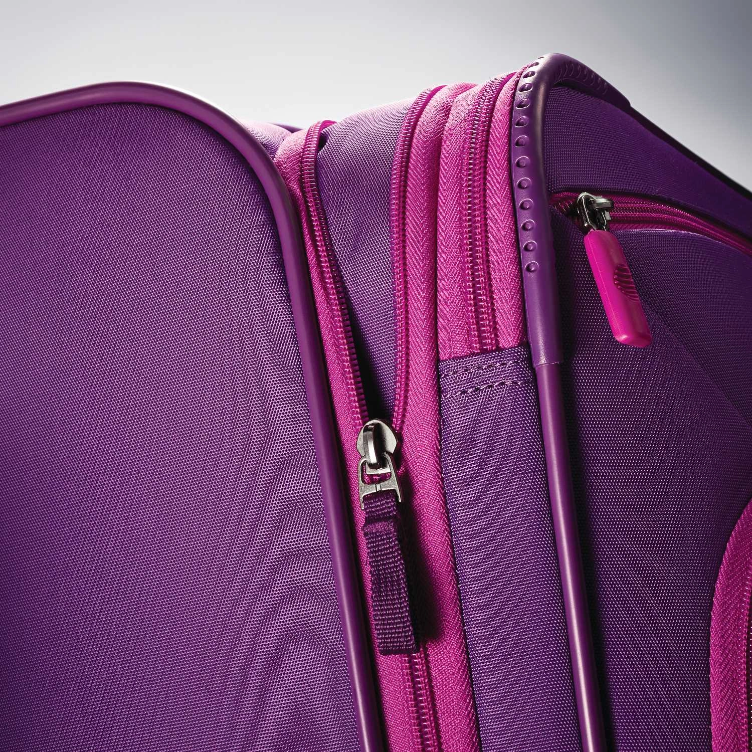 American Tourister 4 KIX 21" 4-Wheel Carry-On Luggage