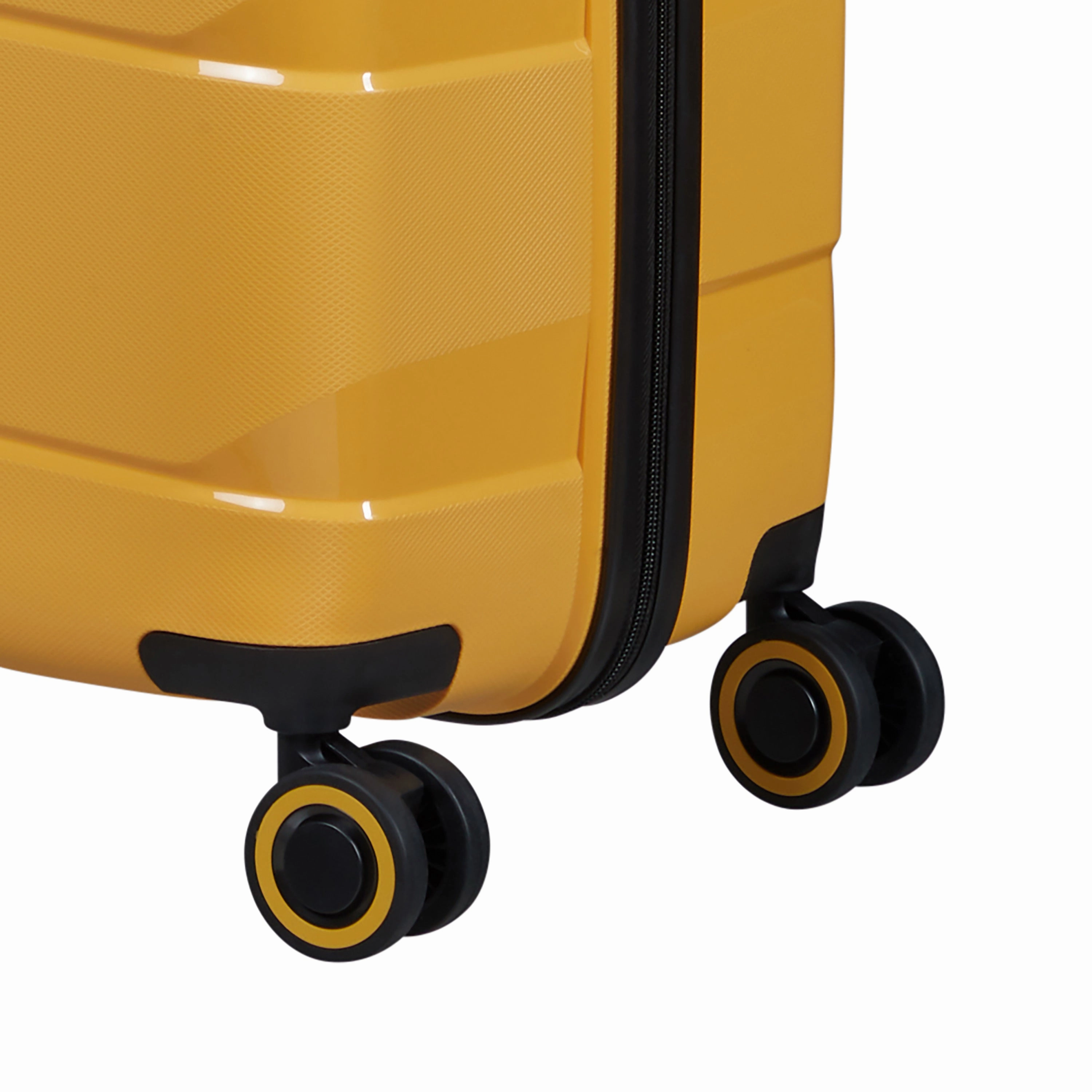 American Tourister Air Move Spinner Medium Luggage