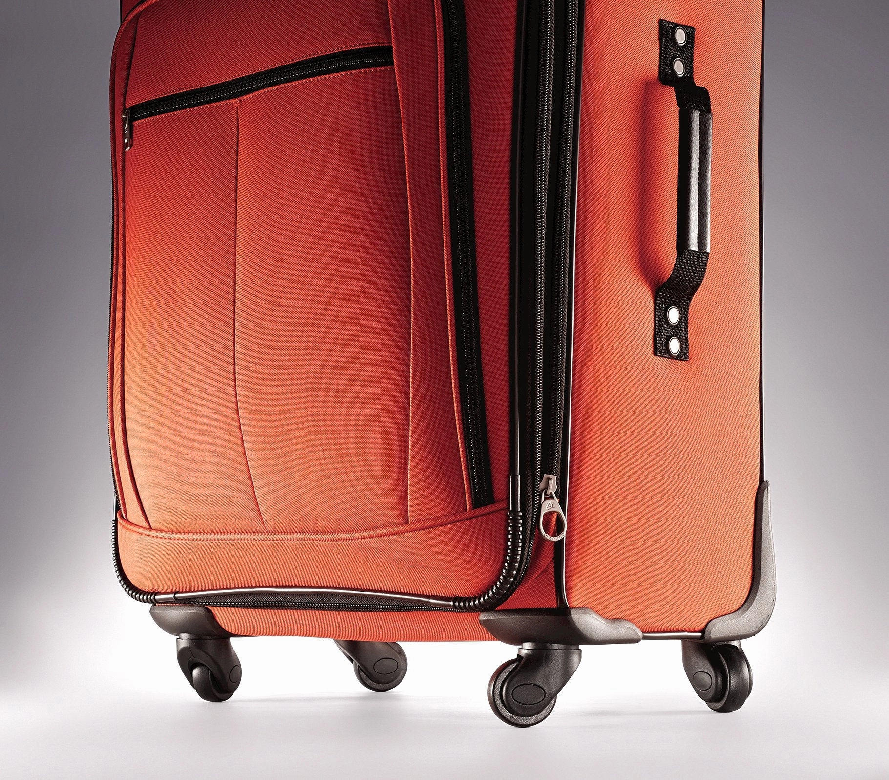 American Tourister AT POP Plus 3 Piece Set (21"/25"/29") 4-Wheel Luggage Sets