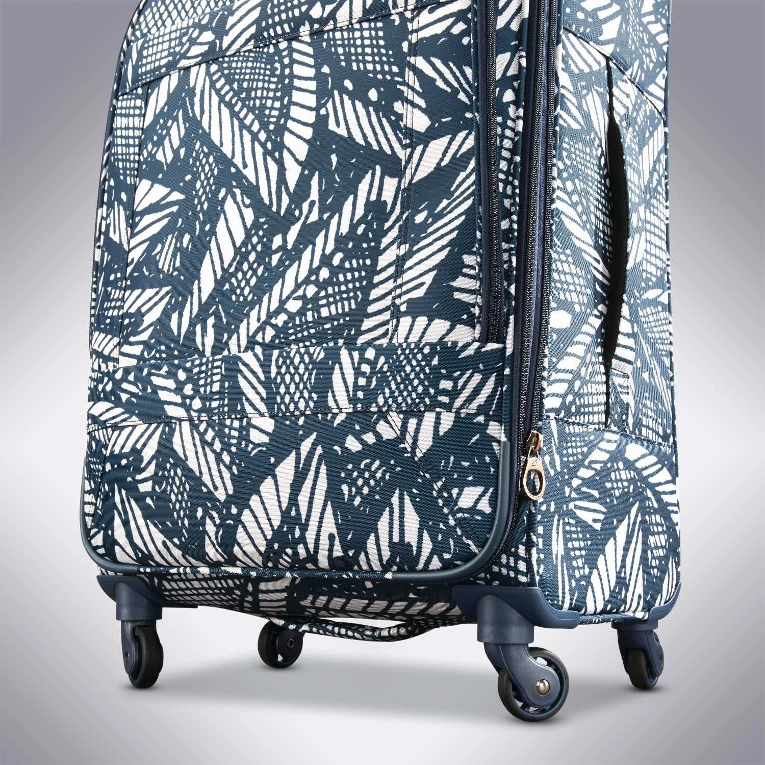American Tourister Belle Voyage 25" 4-Wheel Medium Luggage