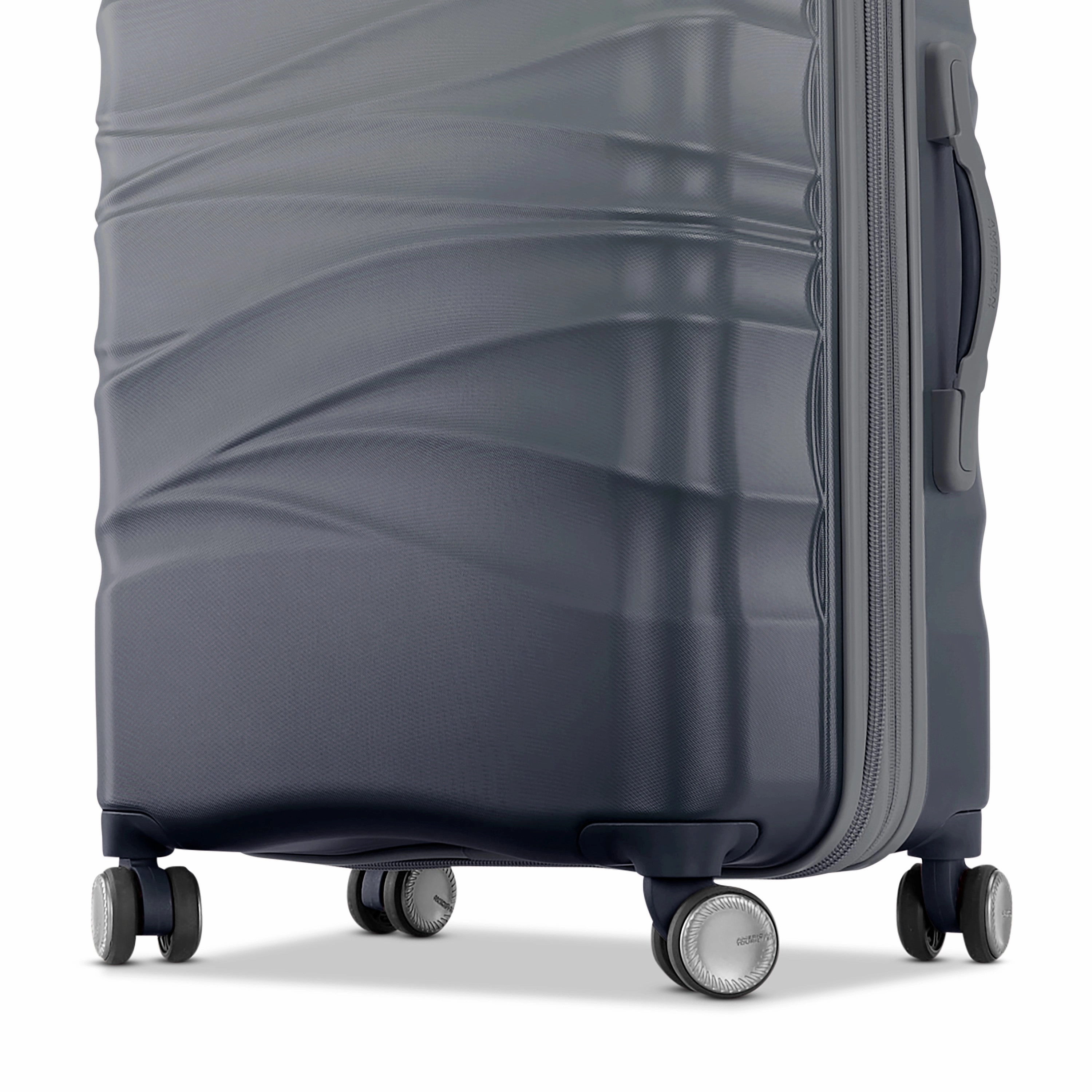American Tourister Cascade Hardside Lightweight Spinner Luggage