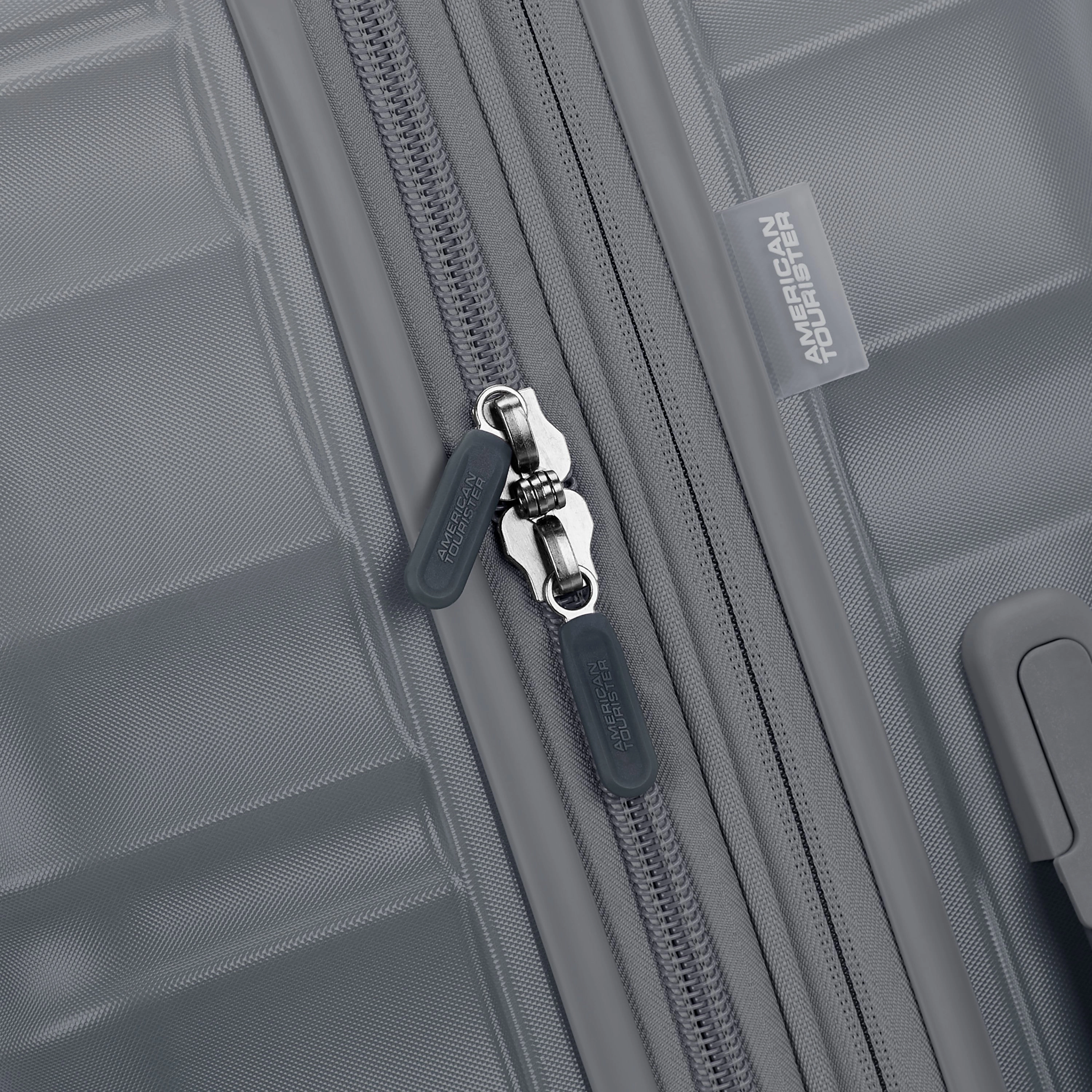 American Tourister Cascade Hardside Lightweight Spinner Luggage