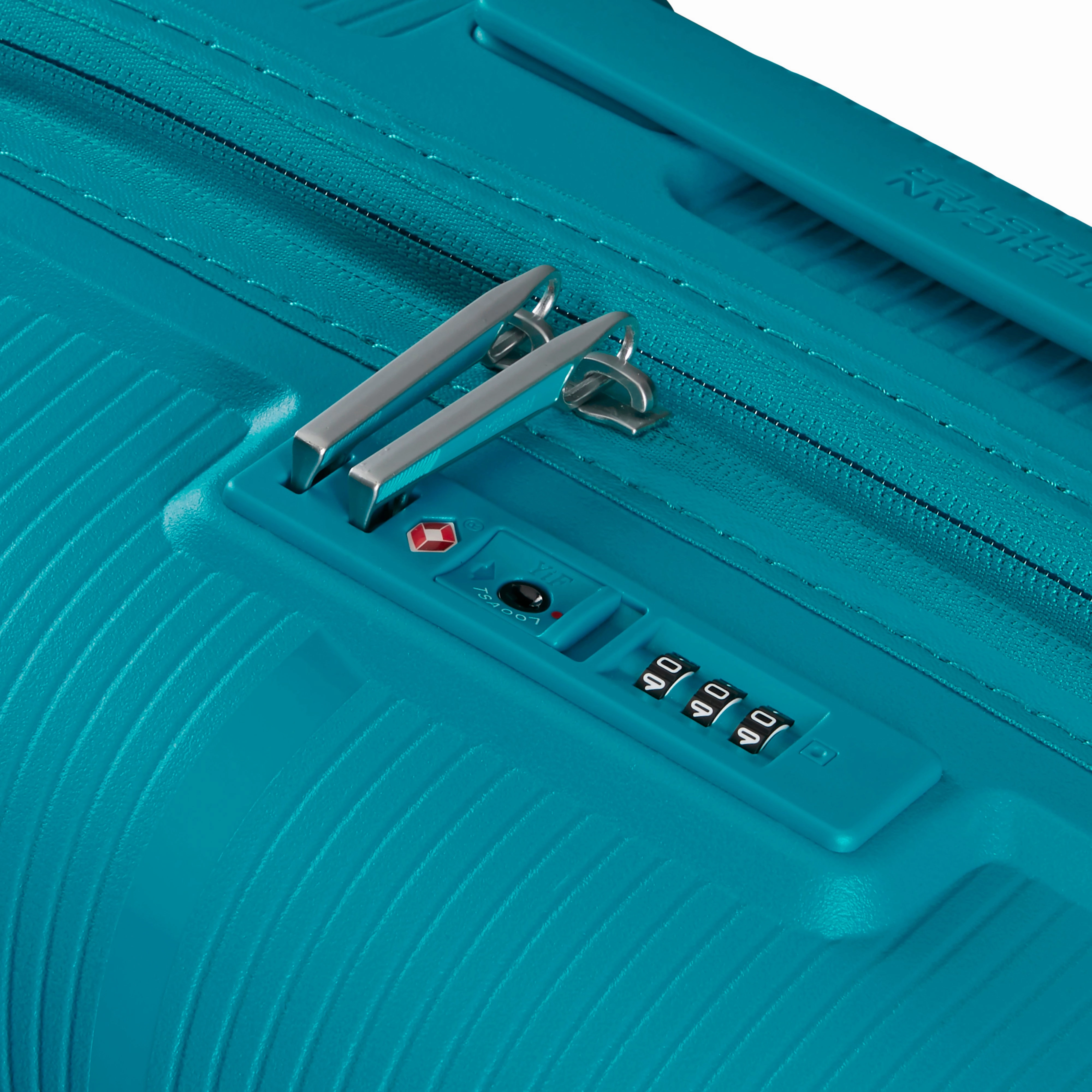 American Tourister StarVibe 3-Piece Spinner Expandable Luggage Set