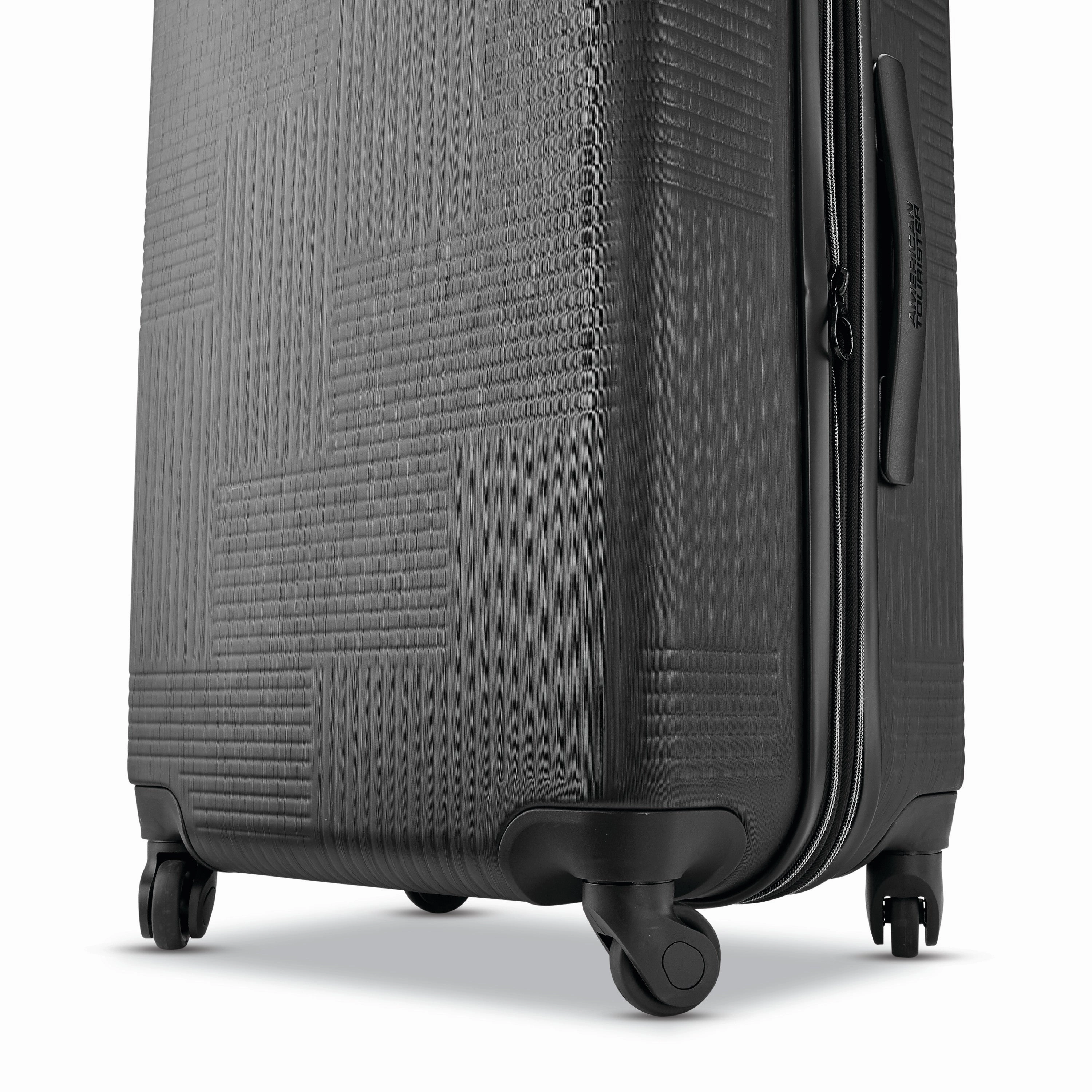 American Tourister Stratum XLT 25" 4-Wheel Medium Luggage
