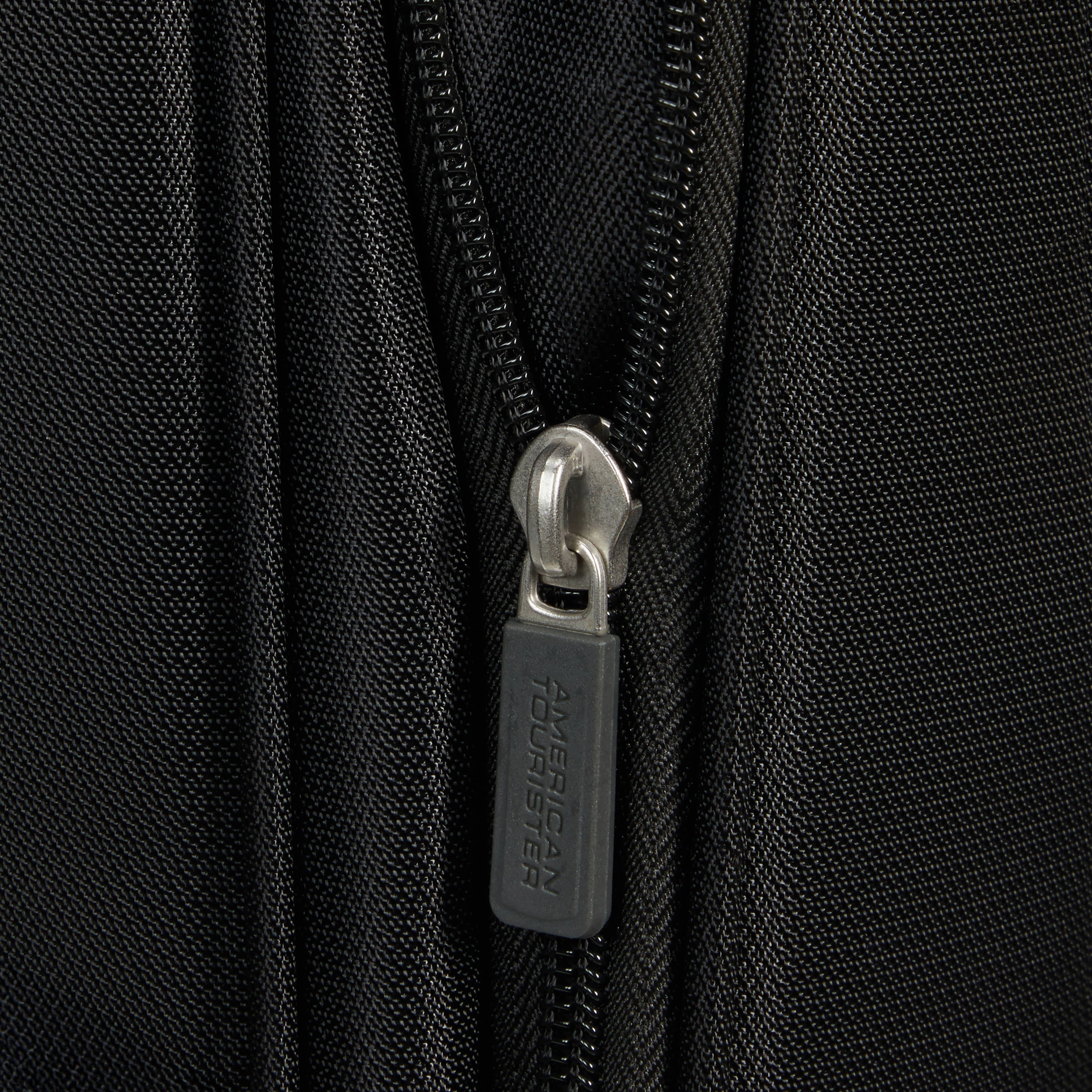 American Tourister Summerride Expandable Spinner Carry-On Luggage