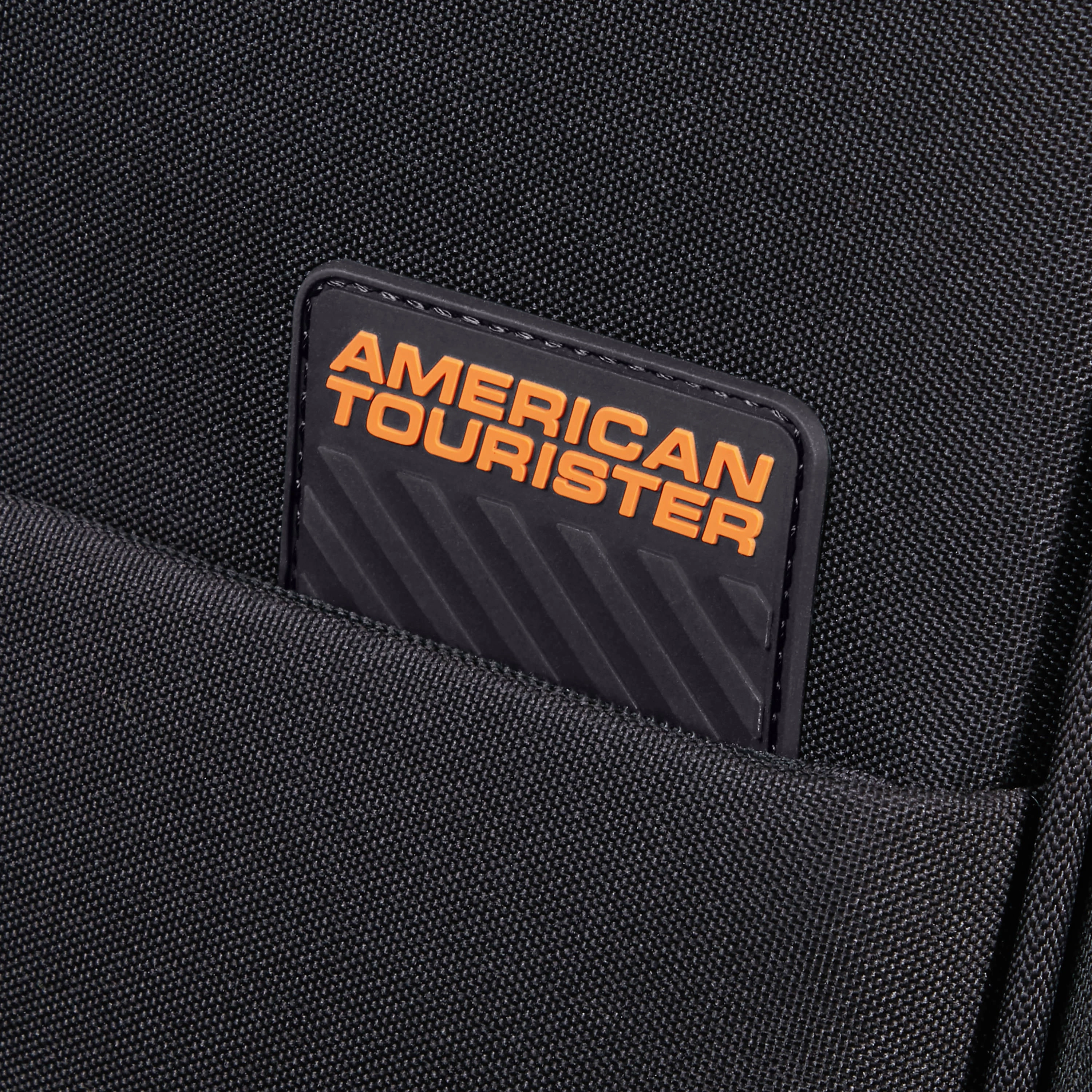 American Tourister Sun Break Expandable Spinner Medium Luggage