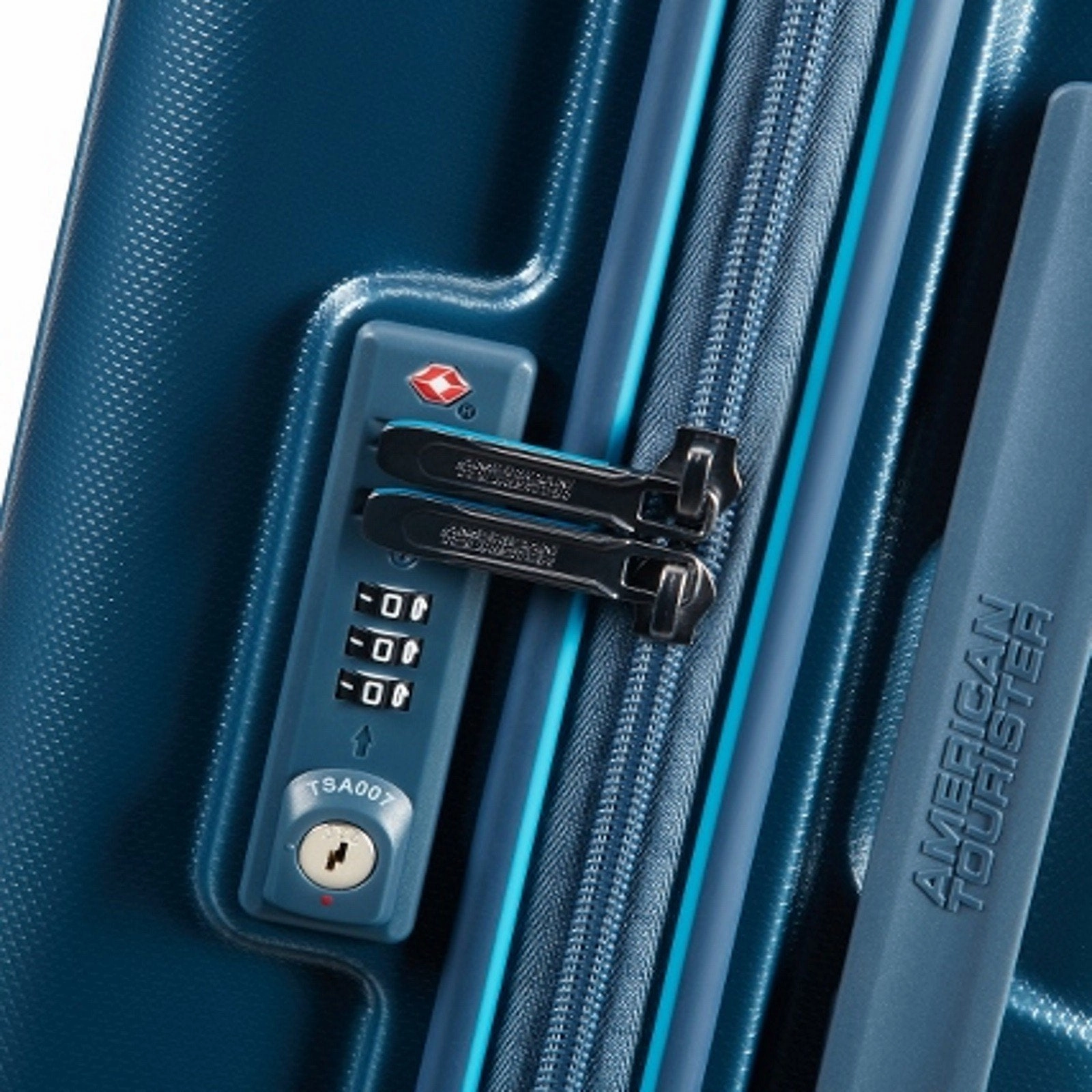 American Tourister Technum 20" 4-Wheel Carry-On Luggage