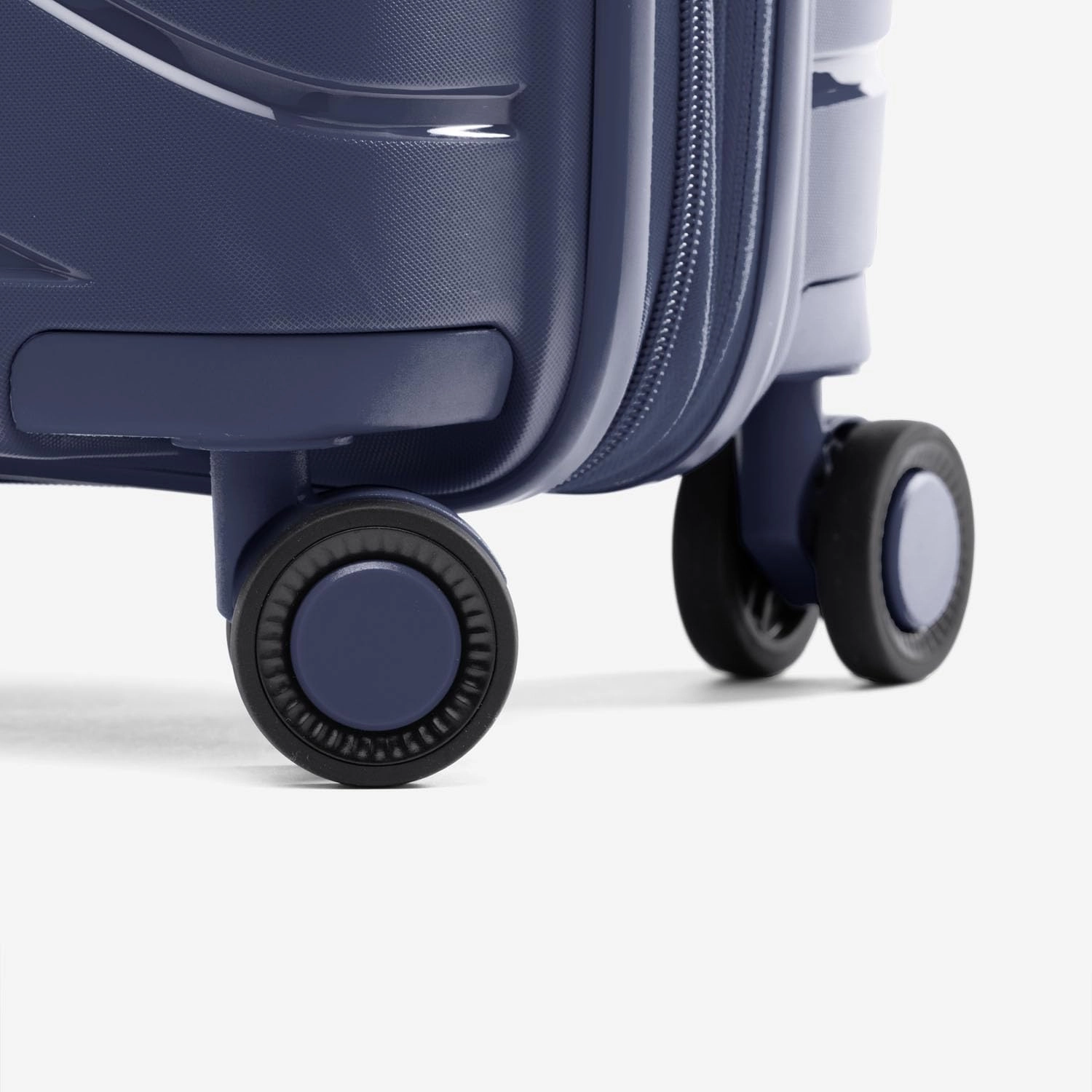 Atlantic 2 Pc Luggage Set - Carry-on & Convertible Medium to Large Checked Exp Hardside Spinners