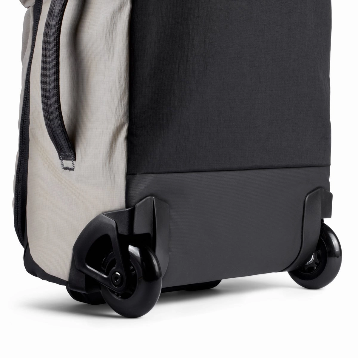 Bellroy Lite Carry-On Luggage