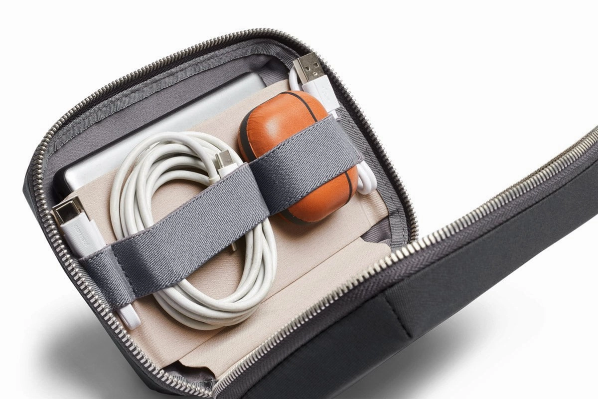 Bellroy Tech Kit Compact