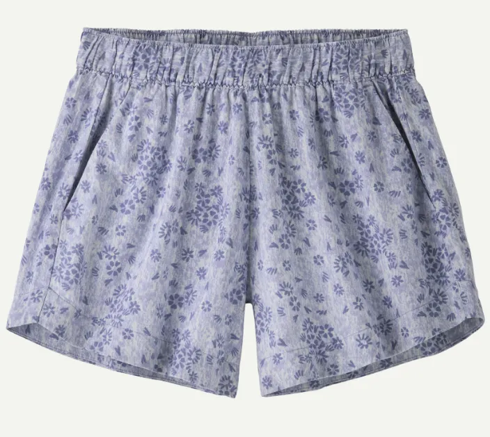 Share Limited Big Selection Of W's Garden Island Shorts |Shop Online with best price, welcome to select our authentic online store.