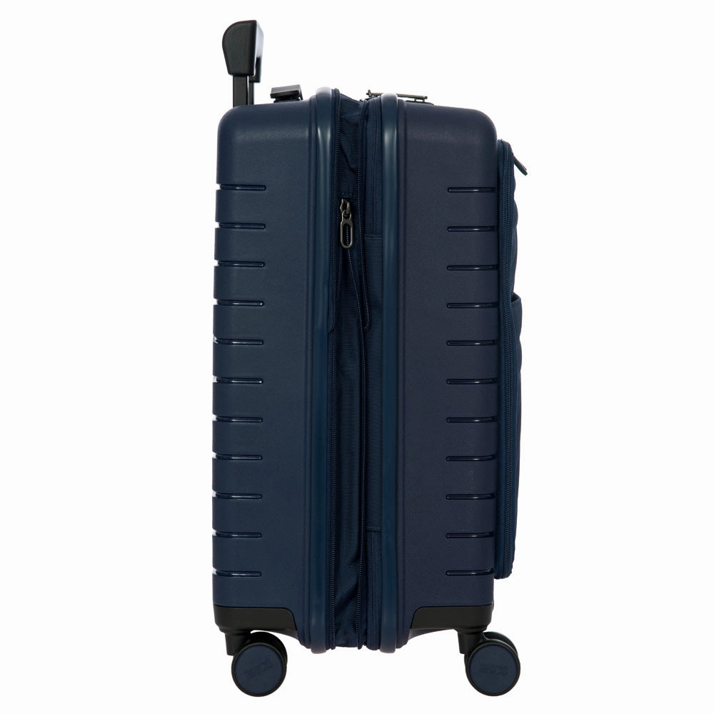 Bric's B|Y Ulisse 21" Expandable Spinner w/Pocket