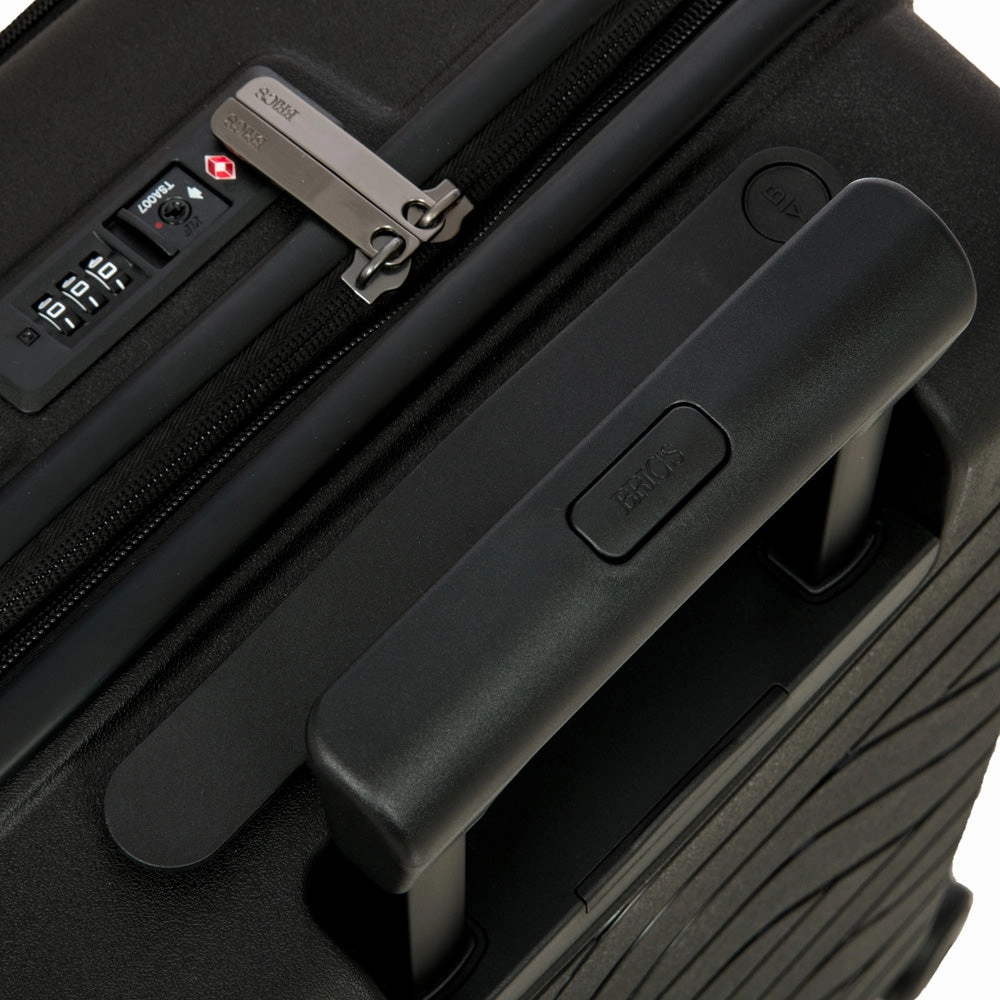 Bric's B|Y Ulisse 21" Expandable Spinner w/Pocket
