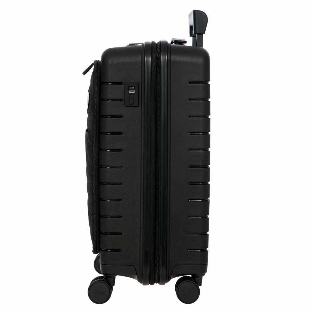 Bric's B|Y Ulisse 21" Expandable Spinner w/Pocket