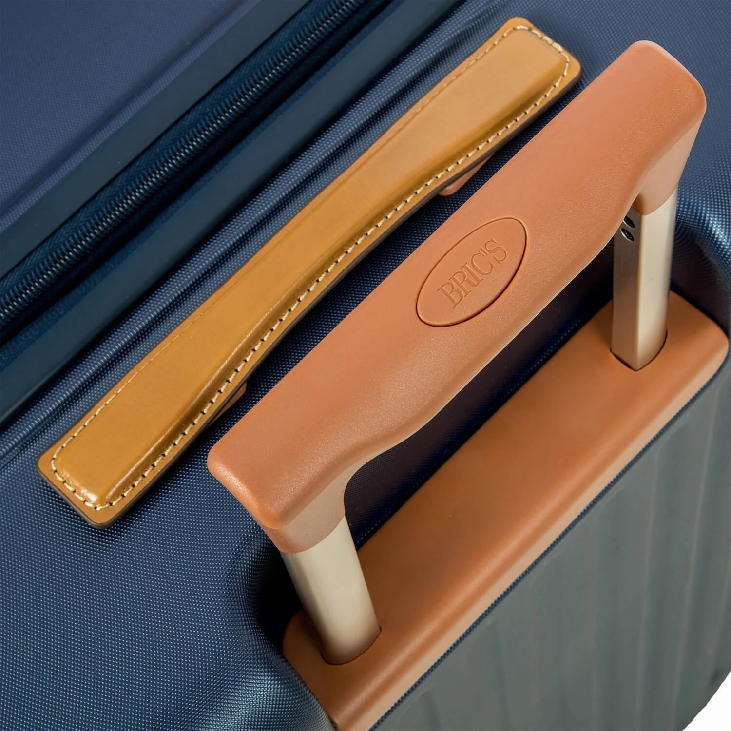 Brics Capri 2.0 32" Spinner Expandable