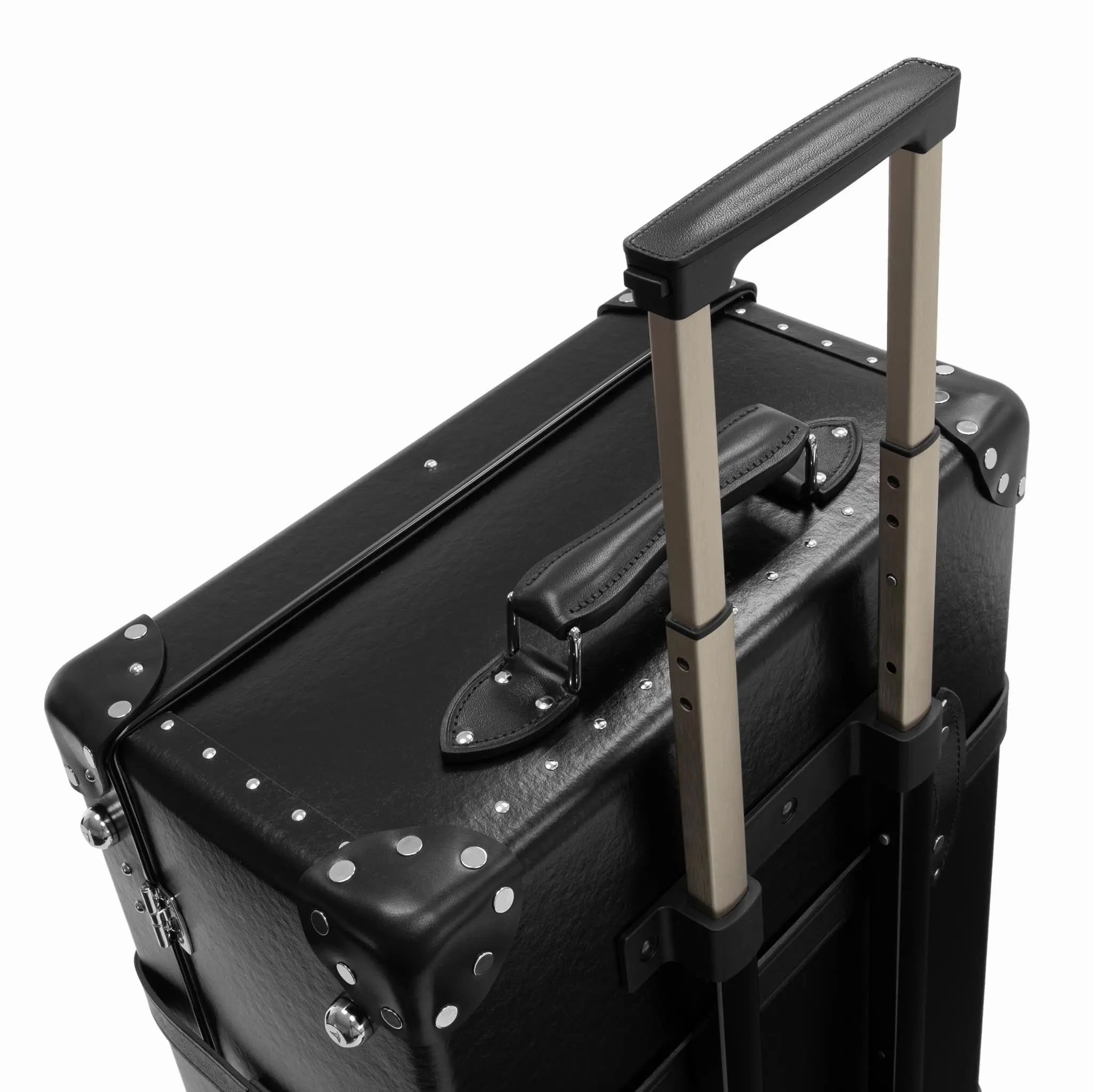 Centenary  Large Check-In - 2 Wheels | Black/Black/Chrome