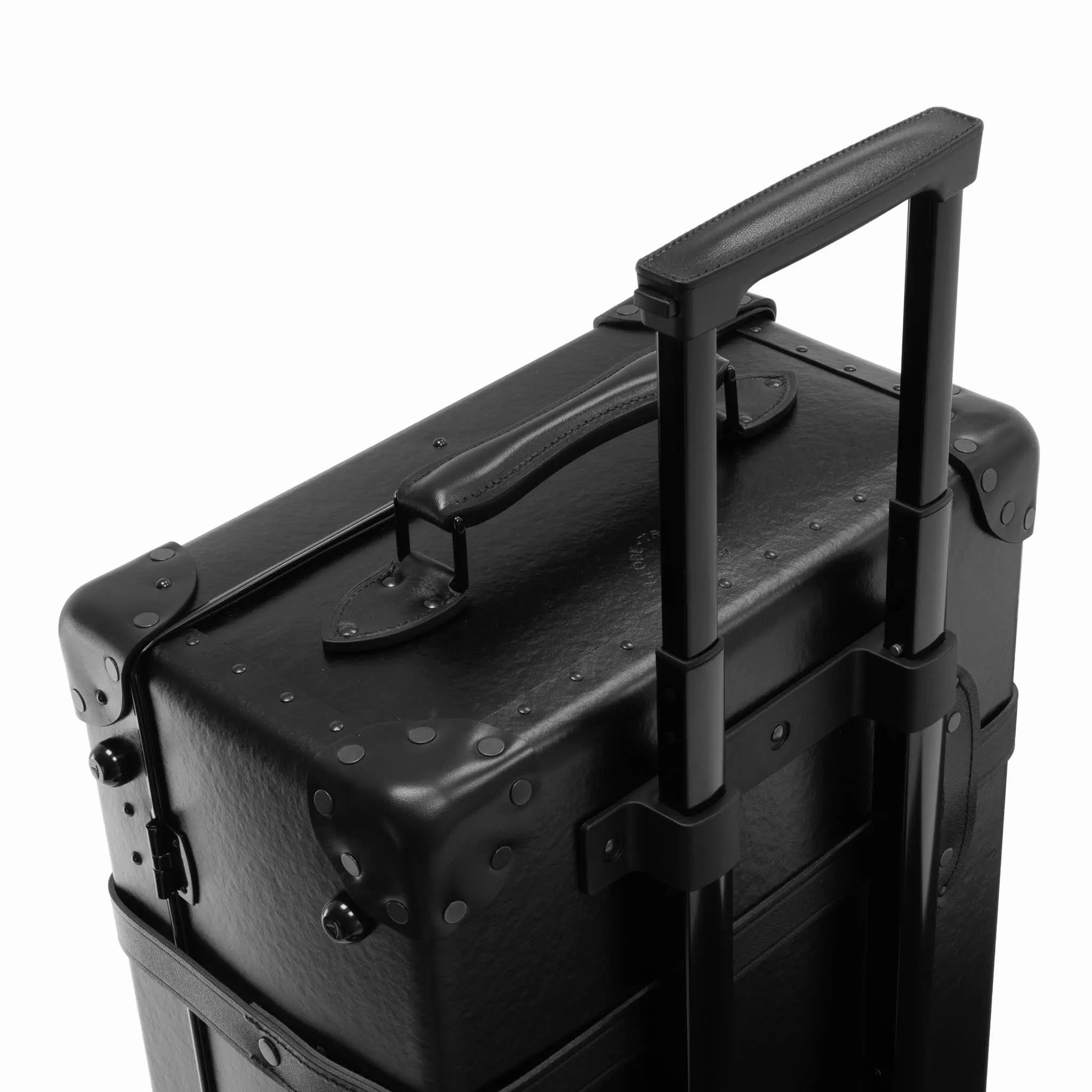 Centenary  Medium Check-In - 2 Wheels | Black/Black/Black