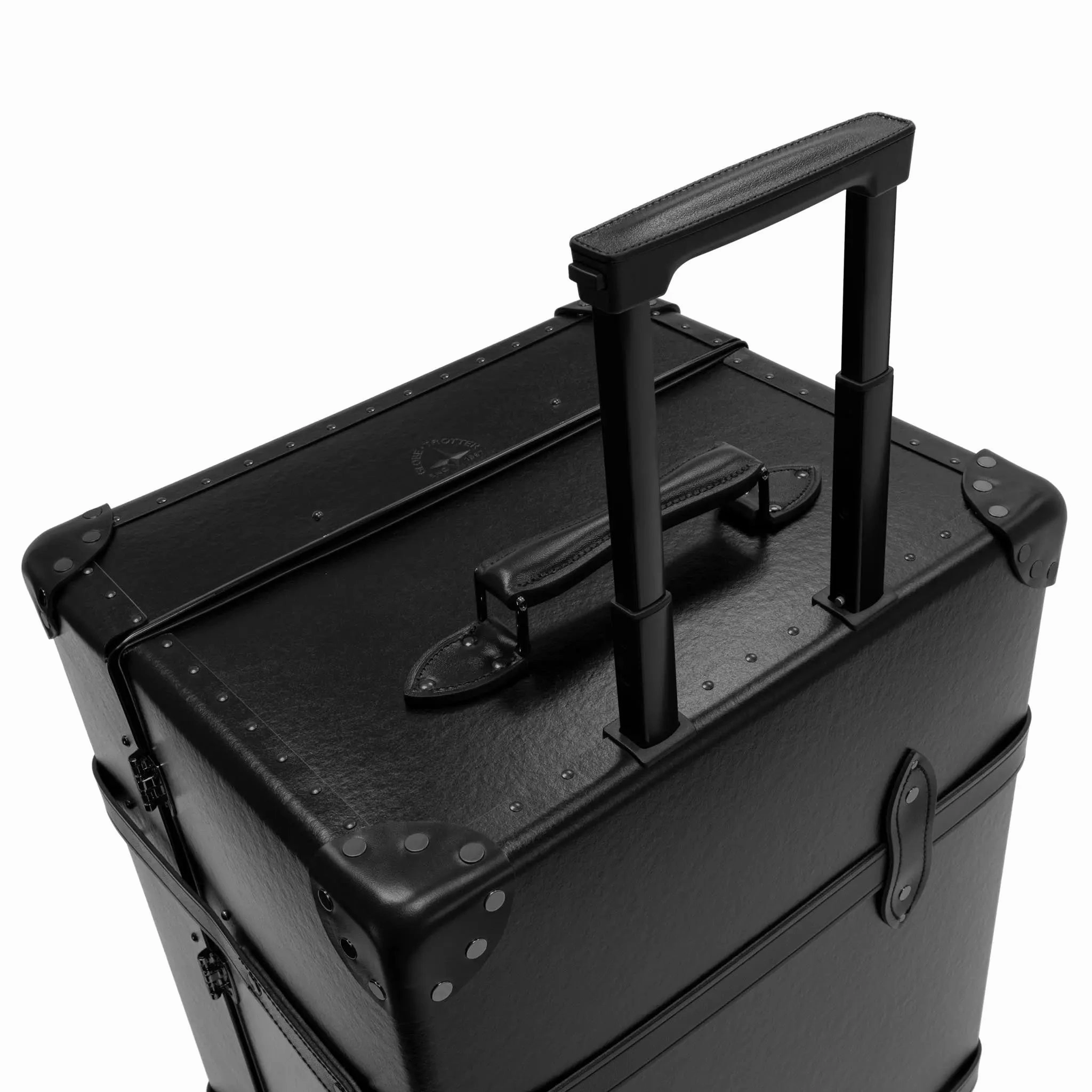 Centenary  XL Trunk - 4 Wheels | Black/Black/Black