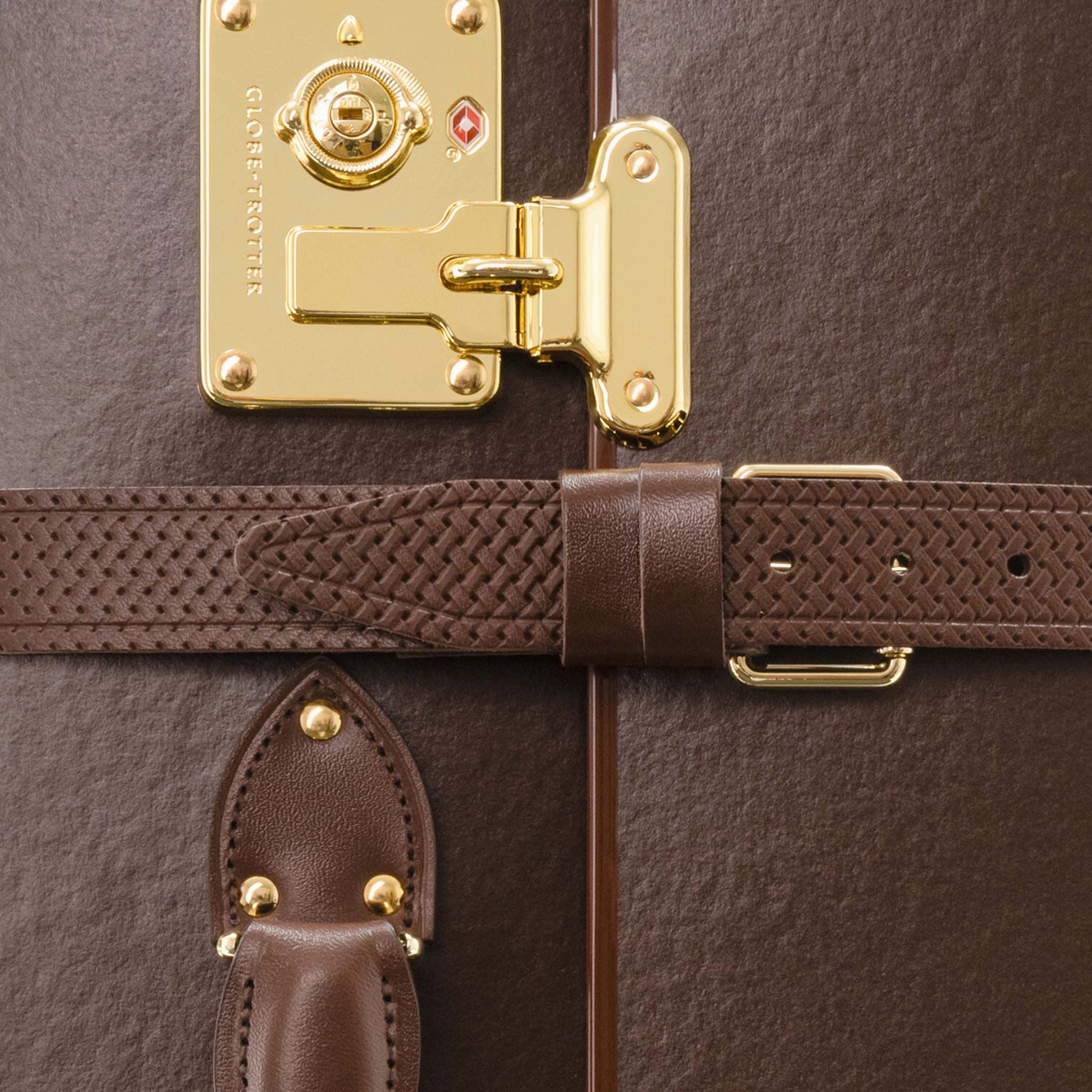 Cotswolds  Large Check-In - 4 Wheels | Brown/Orange/Gold