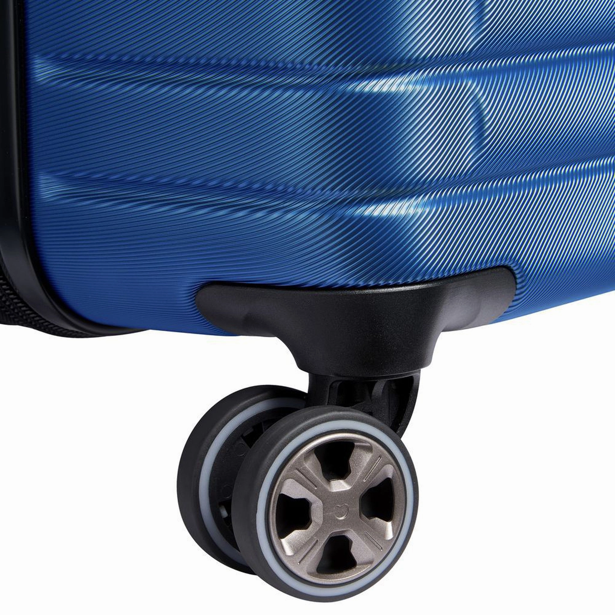 Delsey Cruise 3.0 28" Expandable Spinner Upright