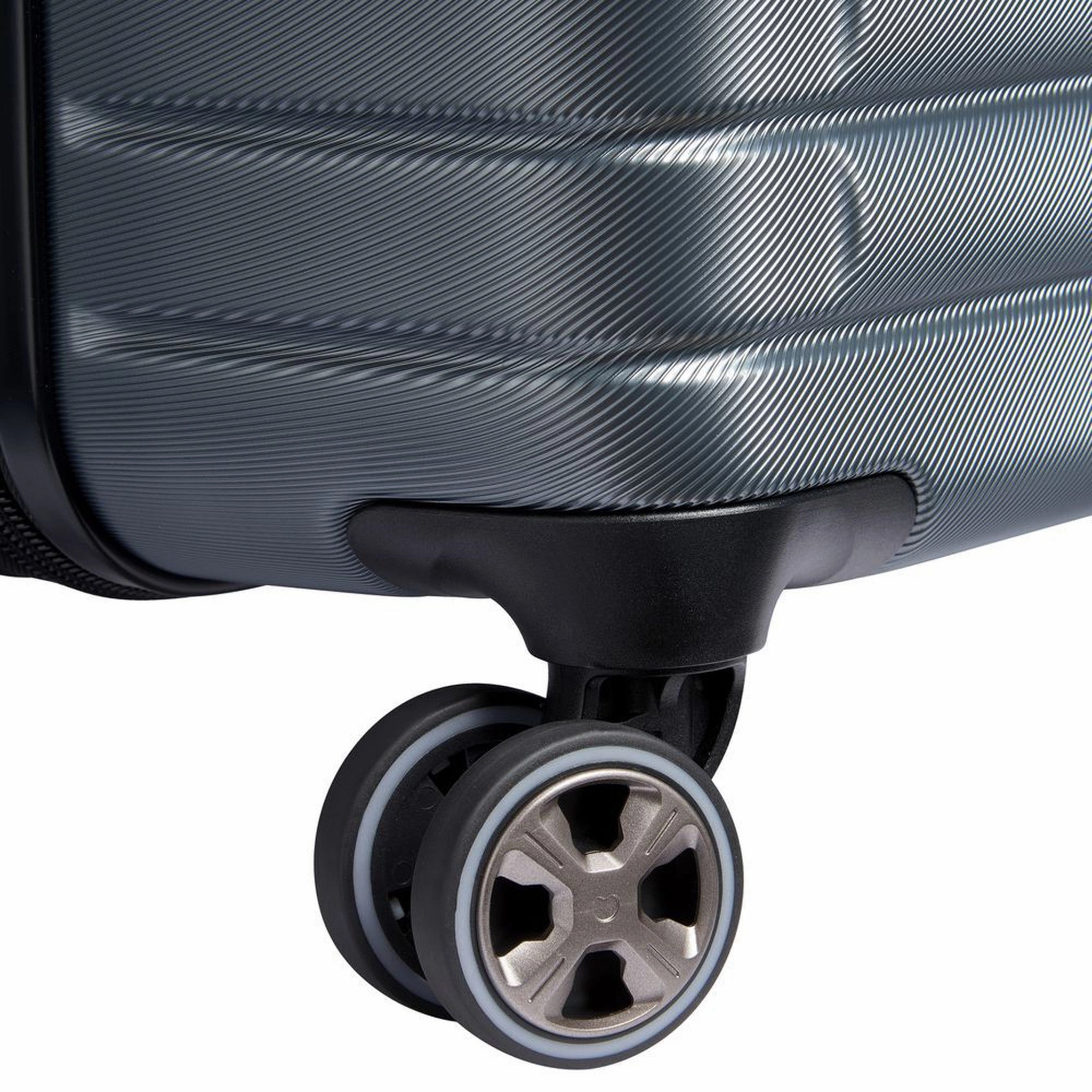 Delsey Cruise 3.0 28" Expandable Spinner Upright