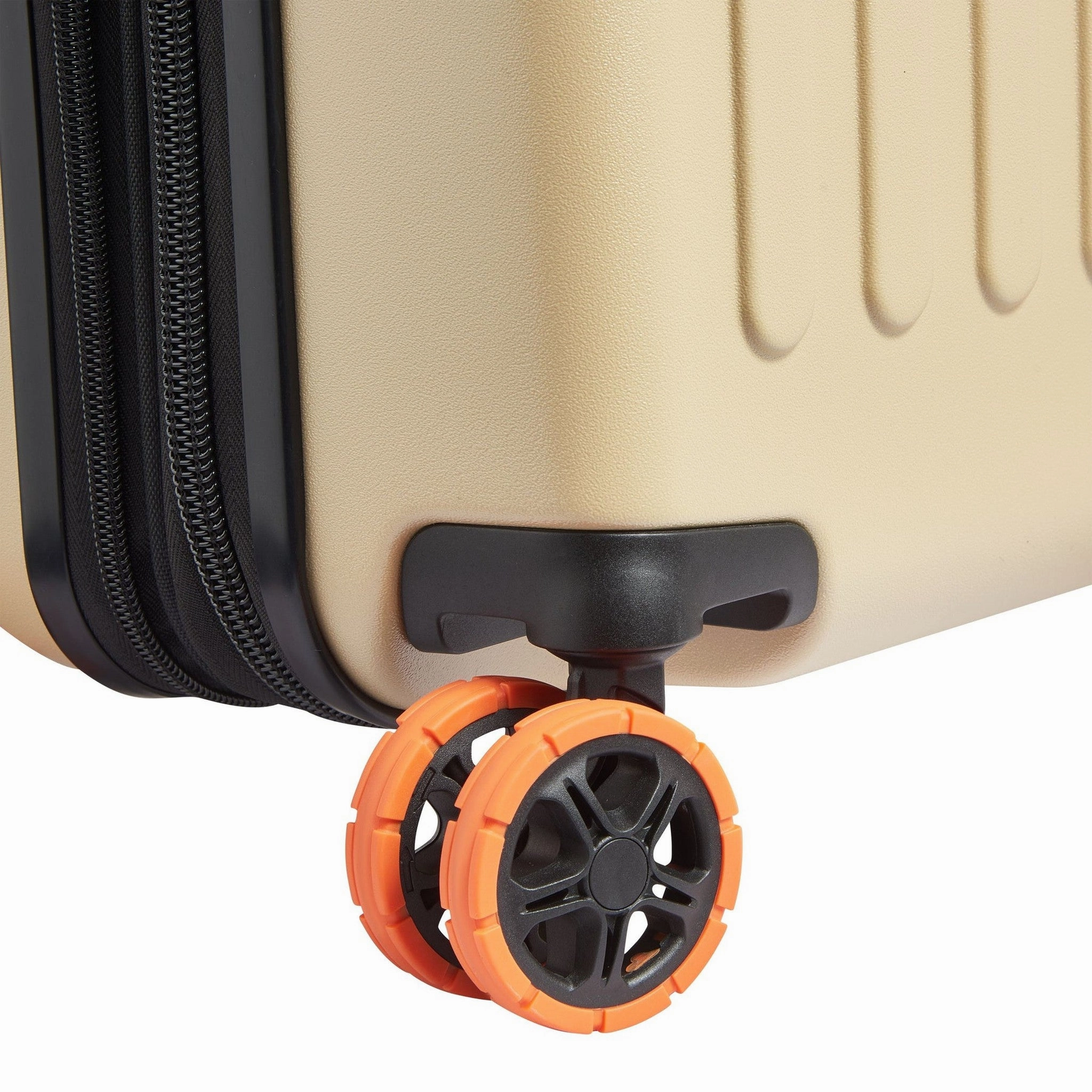 Delsey Jeep JH002B 20" Spinner Carry-On
