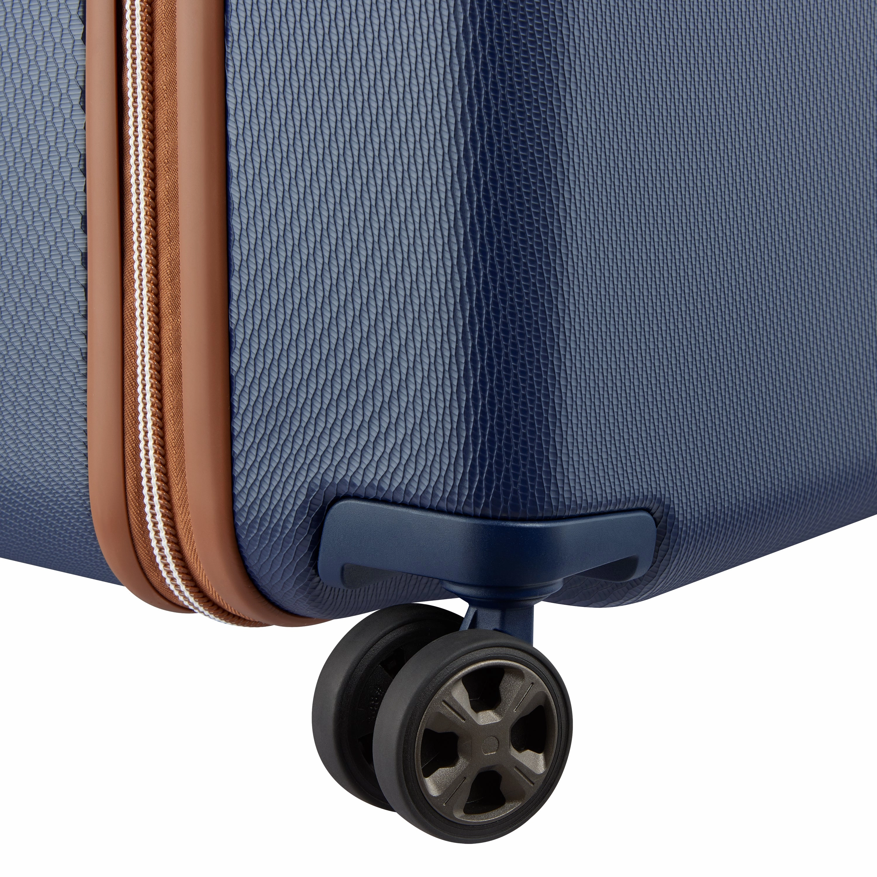 DELSEY Paris Chatelet Air 2.0 Hardside Luggage with Spinner Wheels