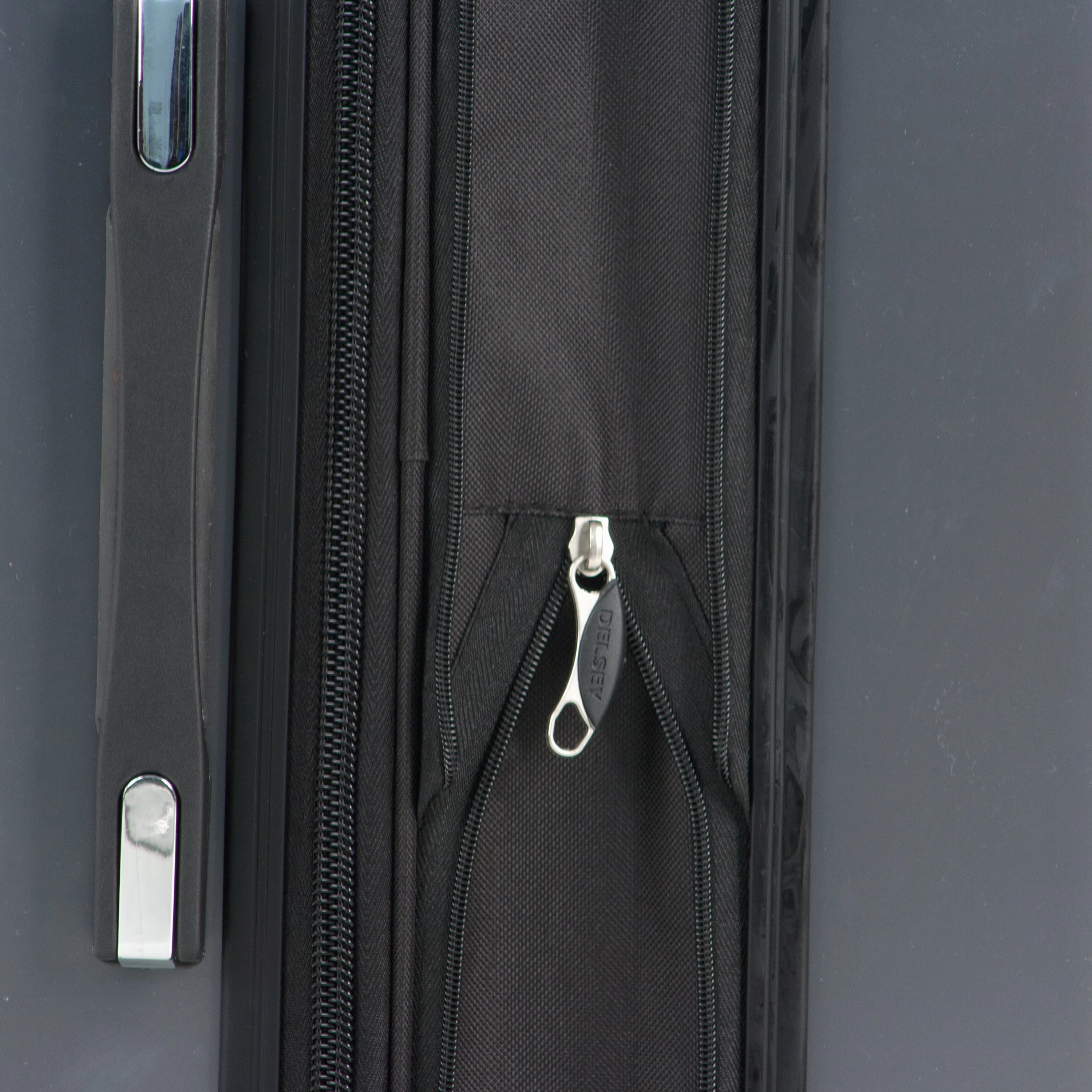 DELSEY Paris Helium Aero 19" 4-Wheel International Carry-On Luggage