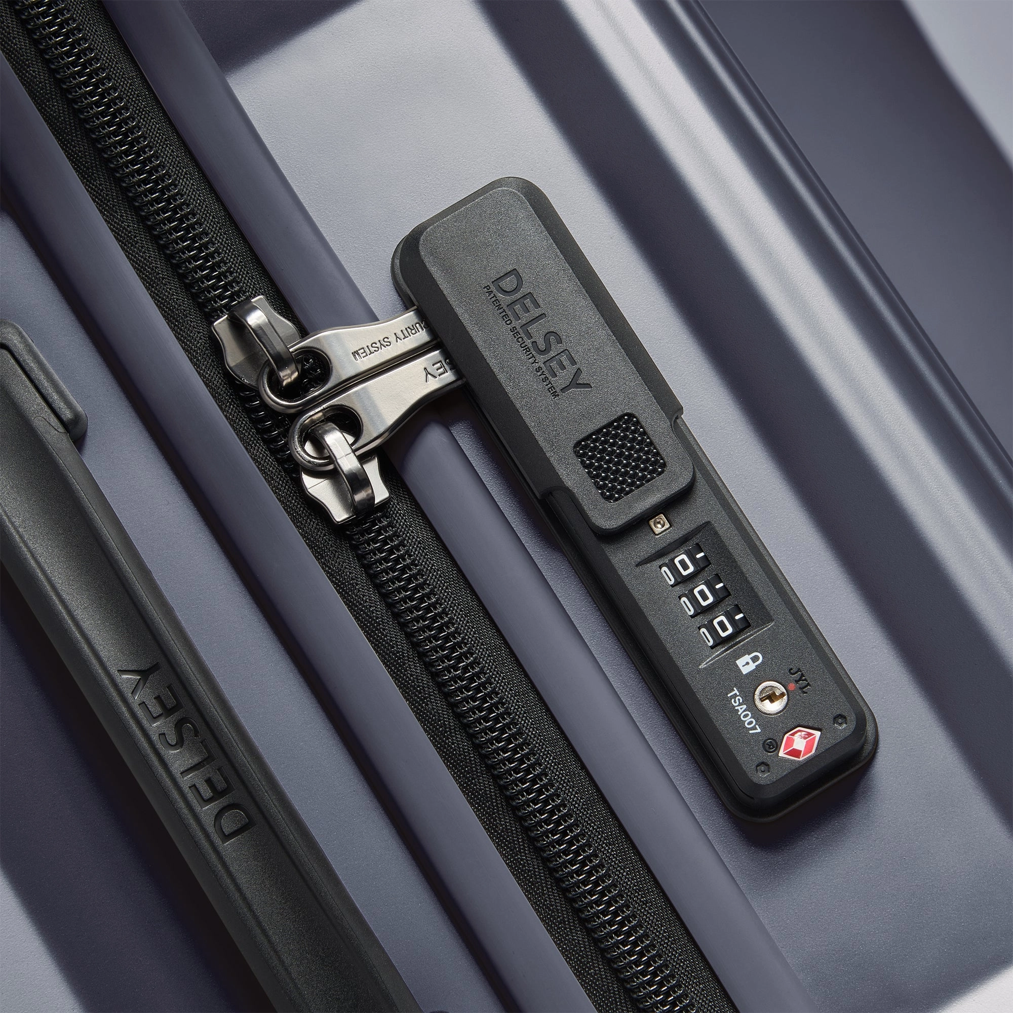 DELSEY Paris Securitime 26" Trunk Spinner