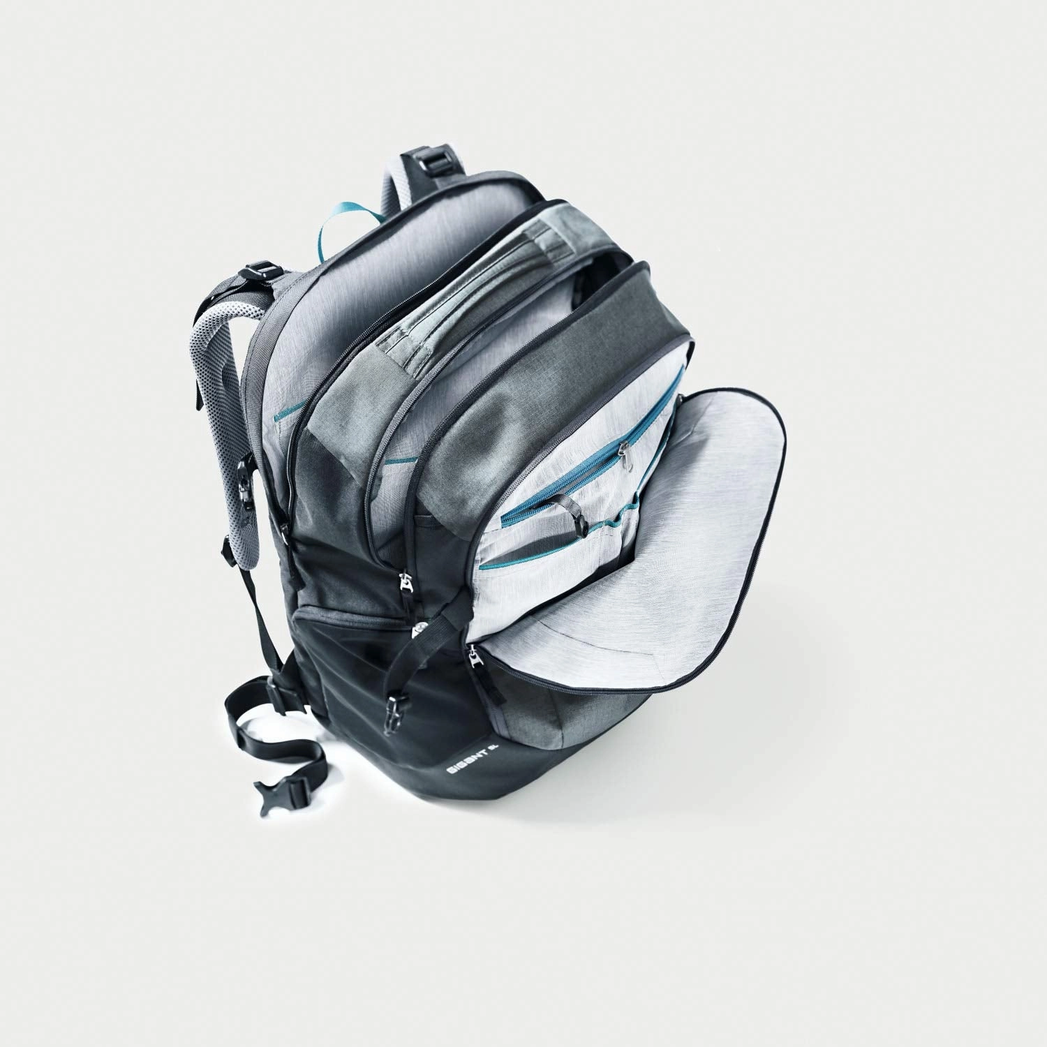 Deuter Gigant Backpack