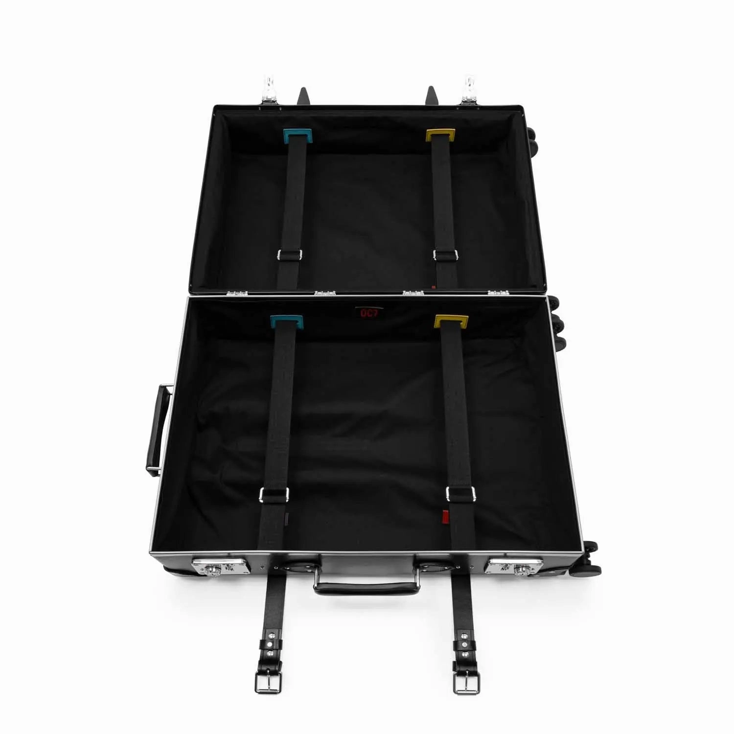 DR. NO  Large Check-In - 4 Wheels | Black/Black/Chrome