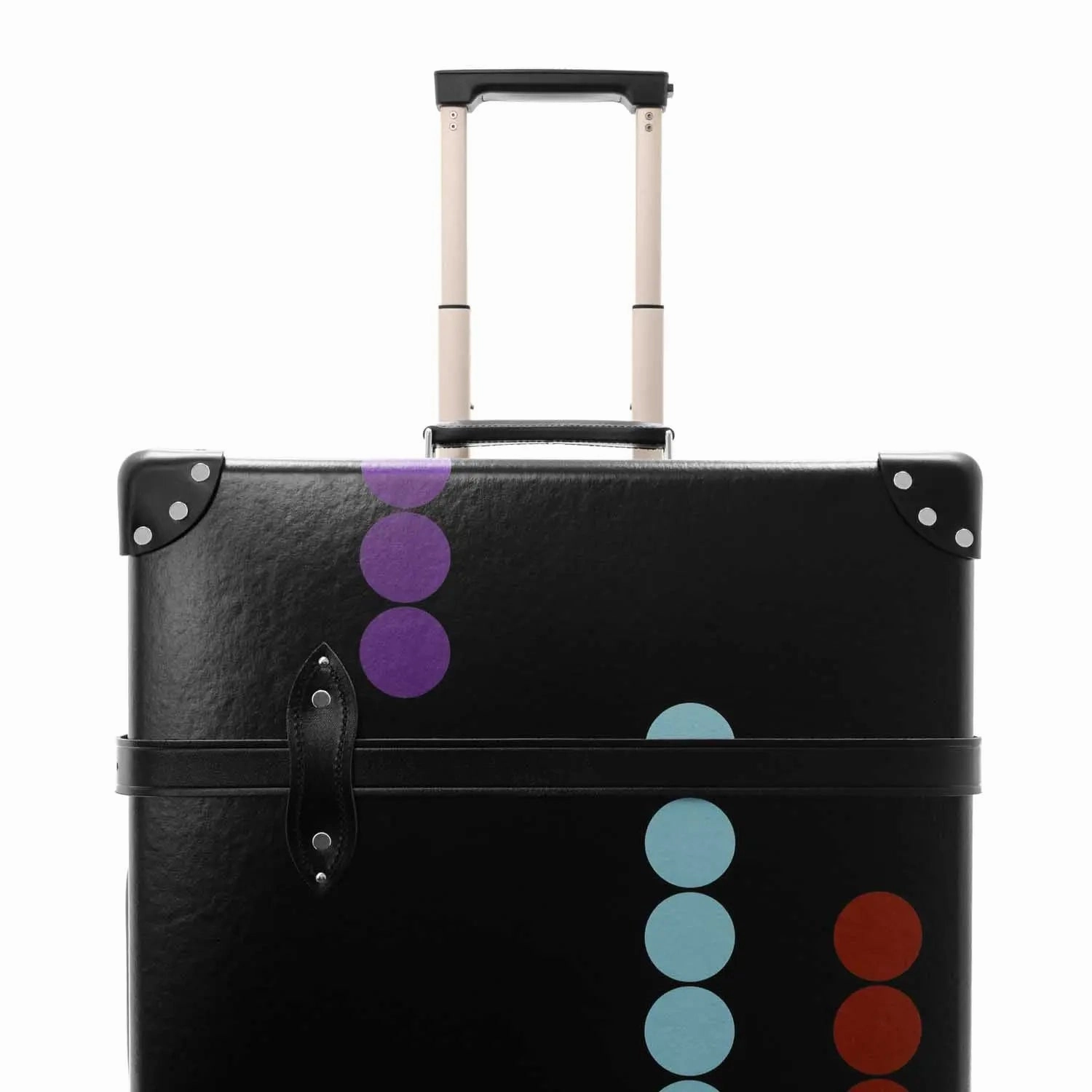 DR. NO  Large Check-In - 4 Wheels | Black/Black/Chrome