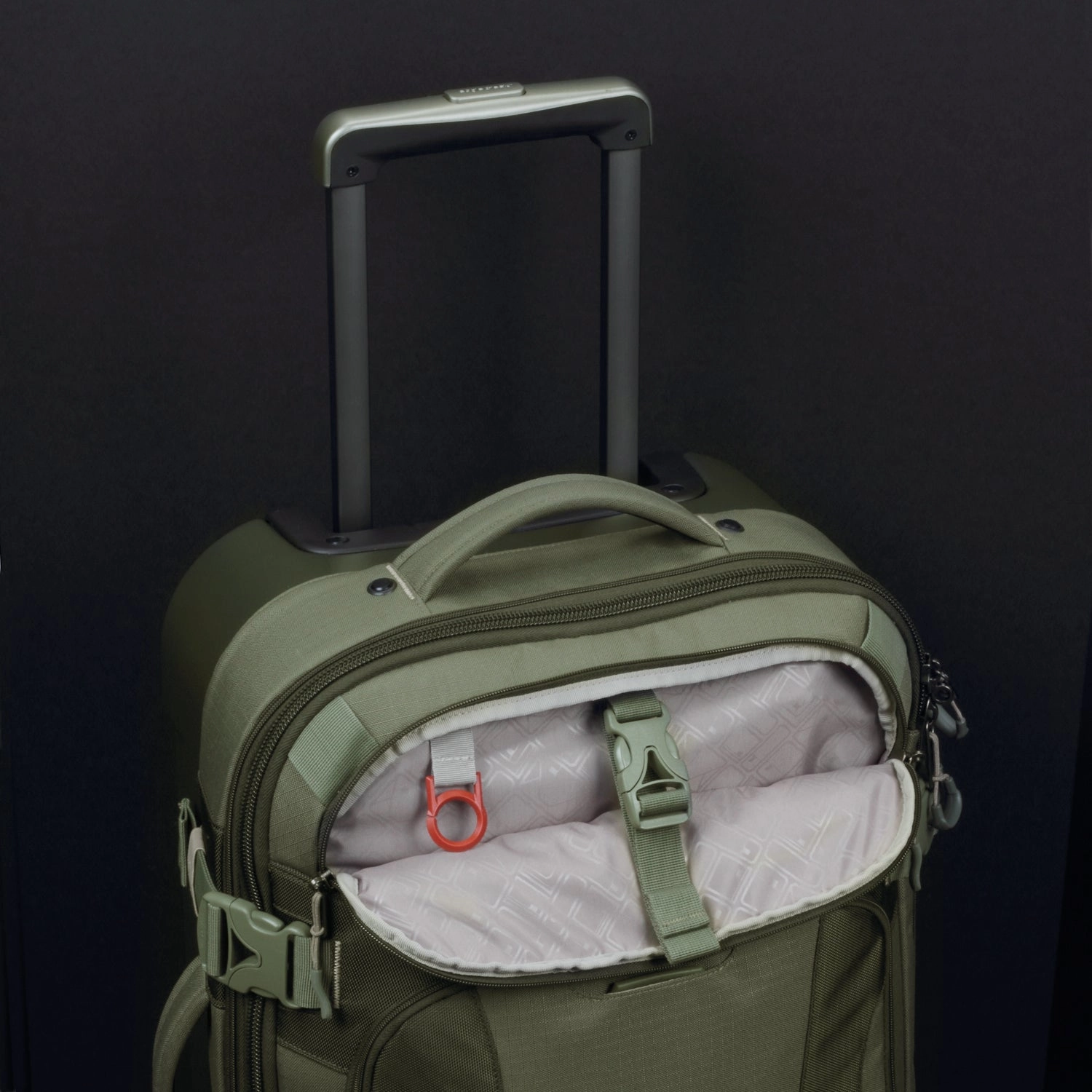 Eagle Creek EC Adventure Hybrid 2-Wheel Upright Duffel Bag