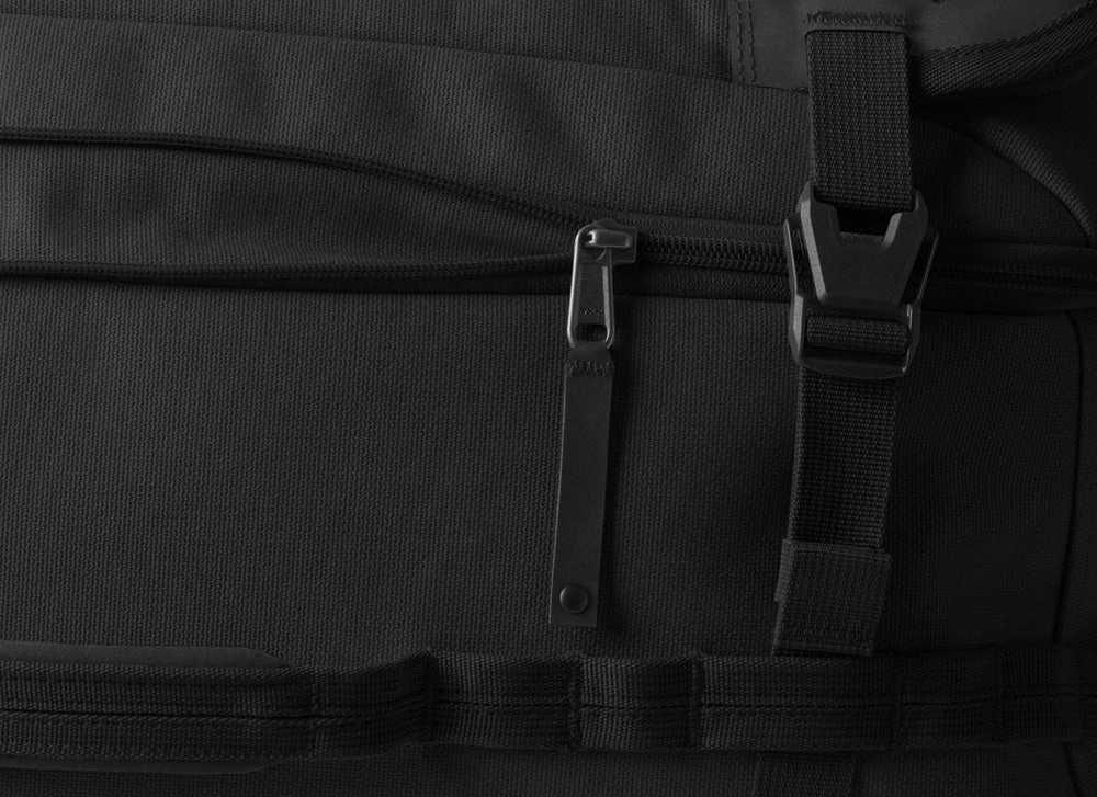 Eagle Creek Gear Warrior XE 27" Check in Luggage