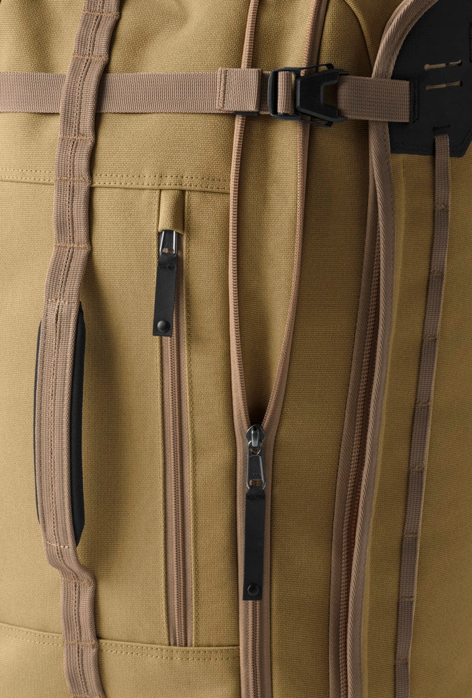 Eagle Creek Gear Warrior XE 30" Check in Luggage