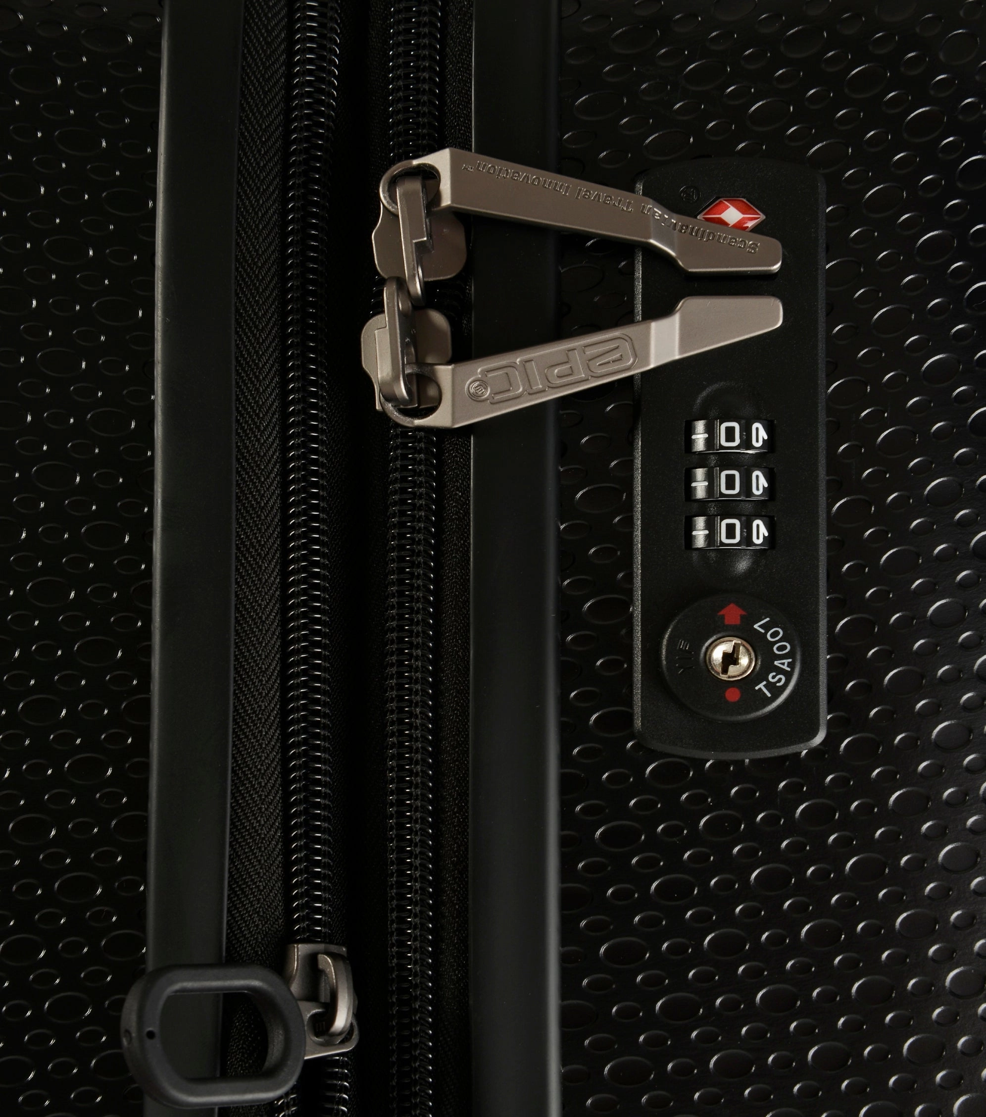 Epic GTO 4.0 29" 4-Wheel Large Luggage