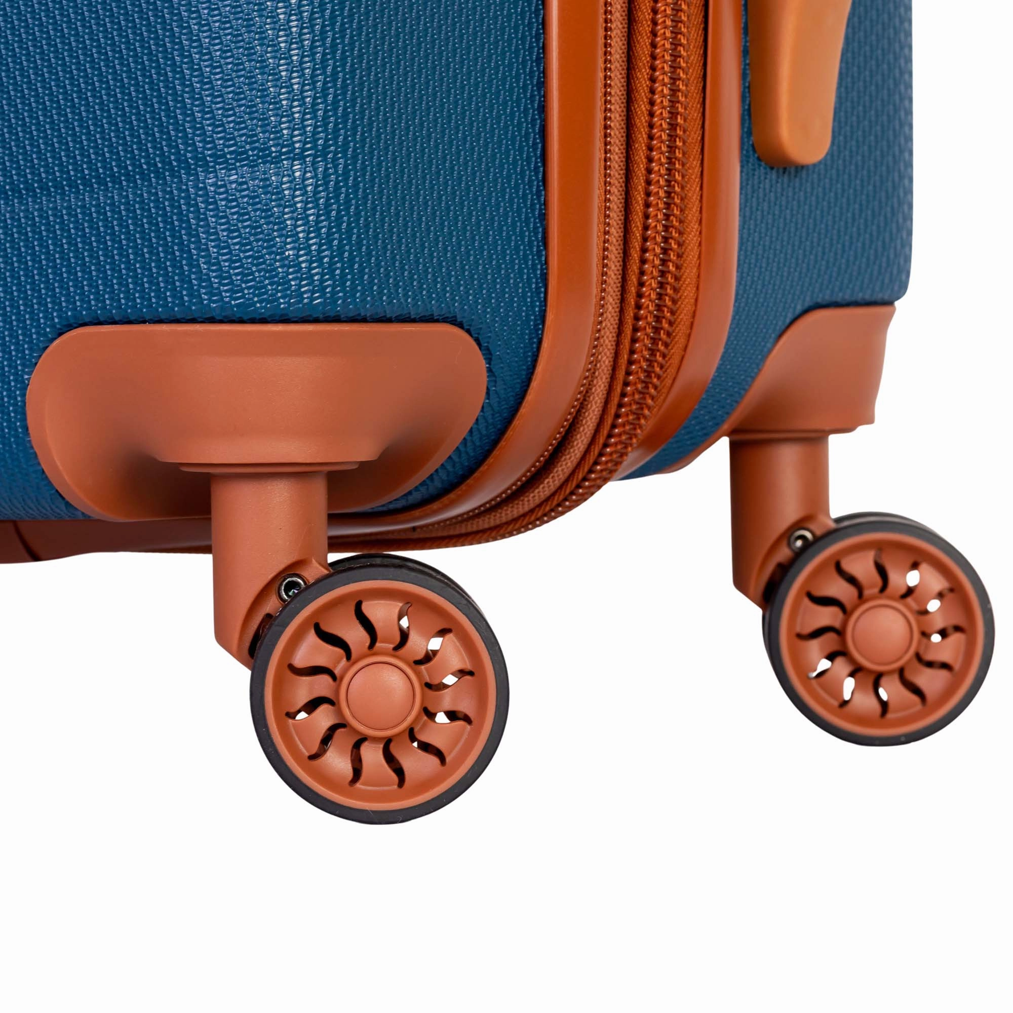 Explorer First Class Expandable Large Luggage