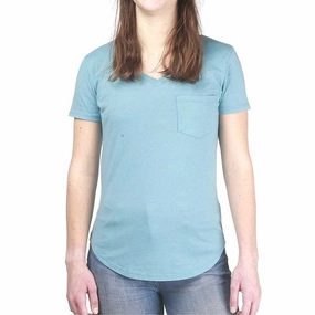 2025 Cheapest Fashion Moosejaw Womens Floral Critter Flowy V-Neck SS Tee ,Orders Now is hot sale, don't be heisate, discount Items for you.