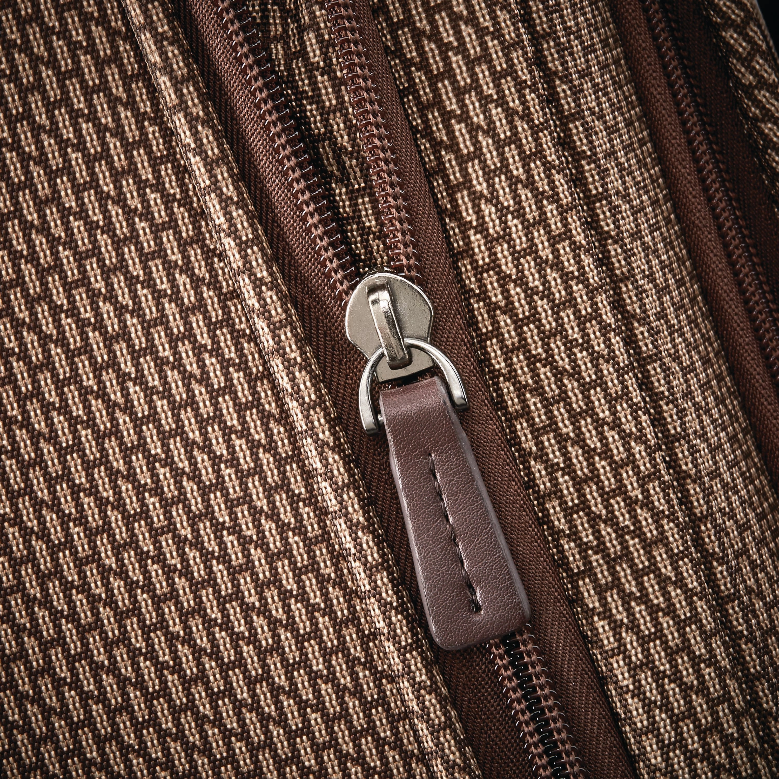 Hartmann Century Extended Journey Expandable Spinner