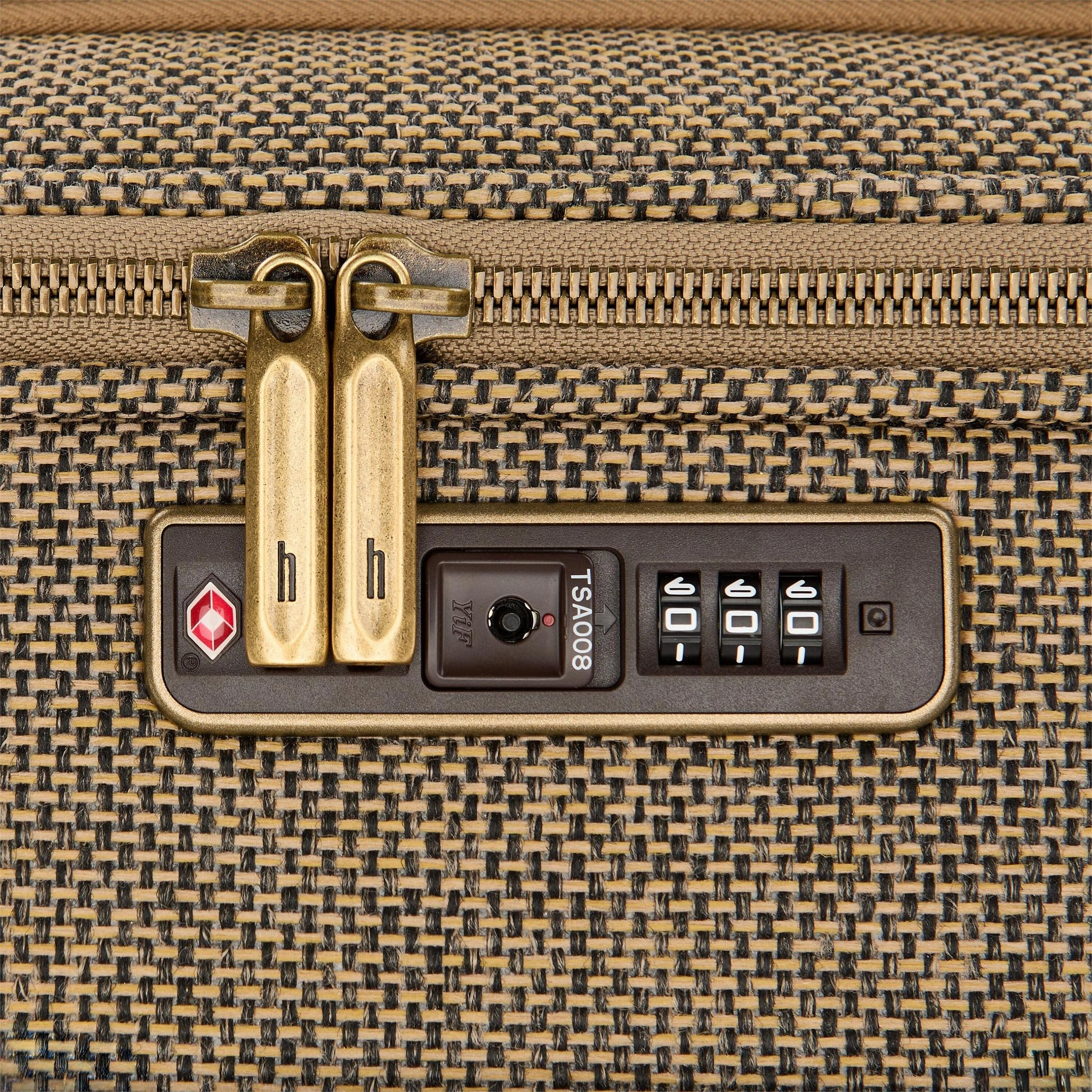 Hartmann Tweed Extended Journey Expandable Spinner