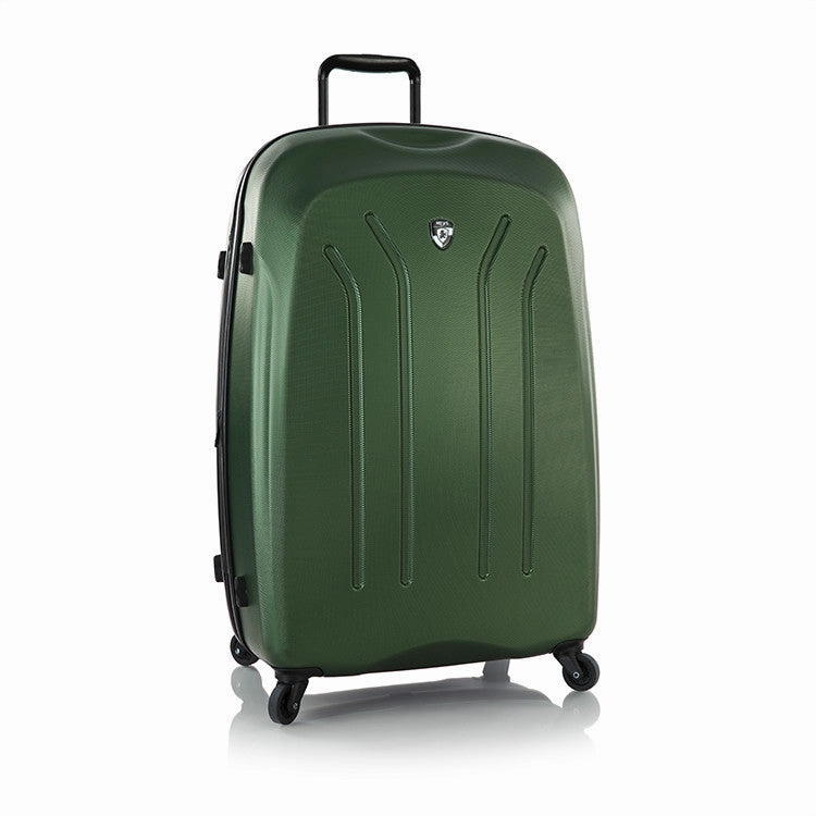 Heys America Lightweight Pro 30" 4-Wheel Large Luggage