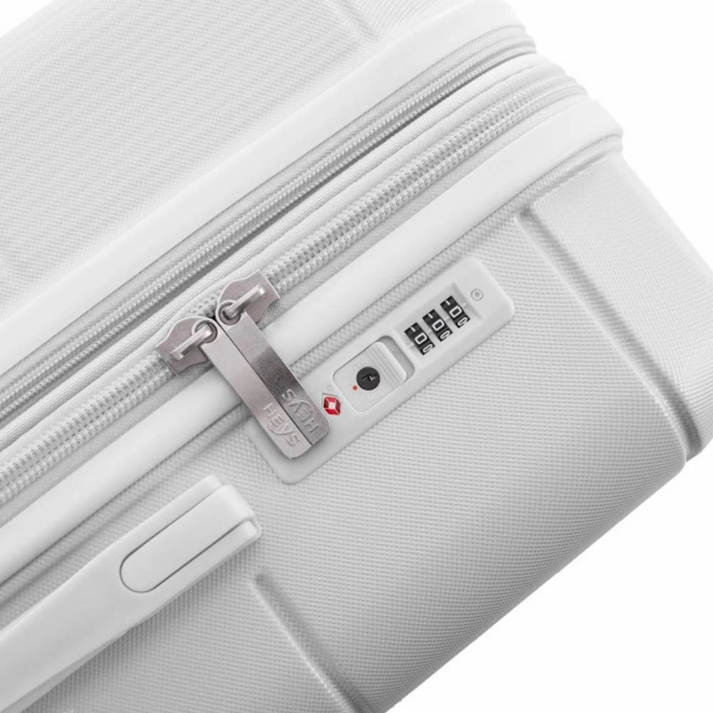 Heys America Neo 26" 4-Wheel Medium Spinner Luggage