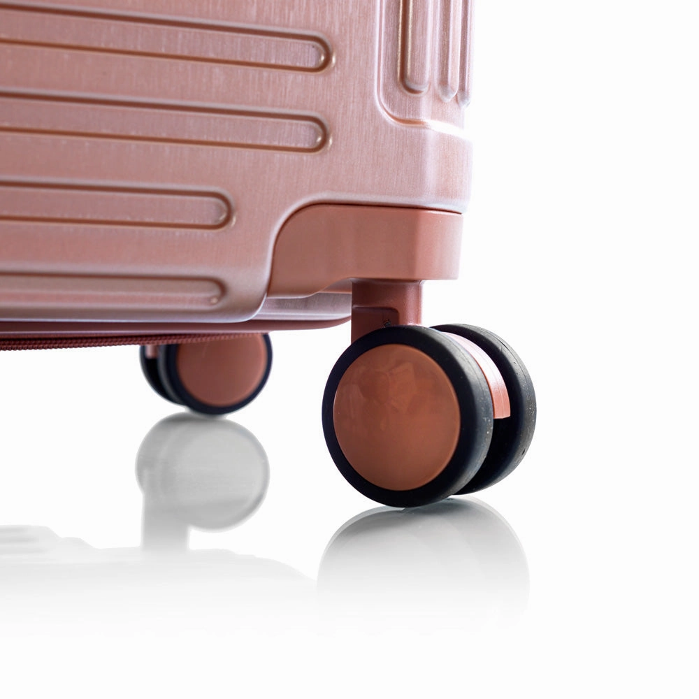 Heys Edge Polycarbonate Expandable Spinner Carry On Luggage with TSA lock